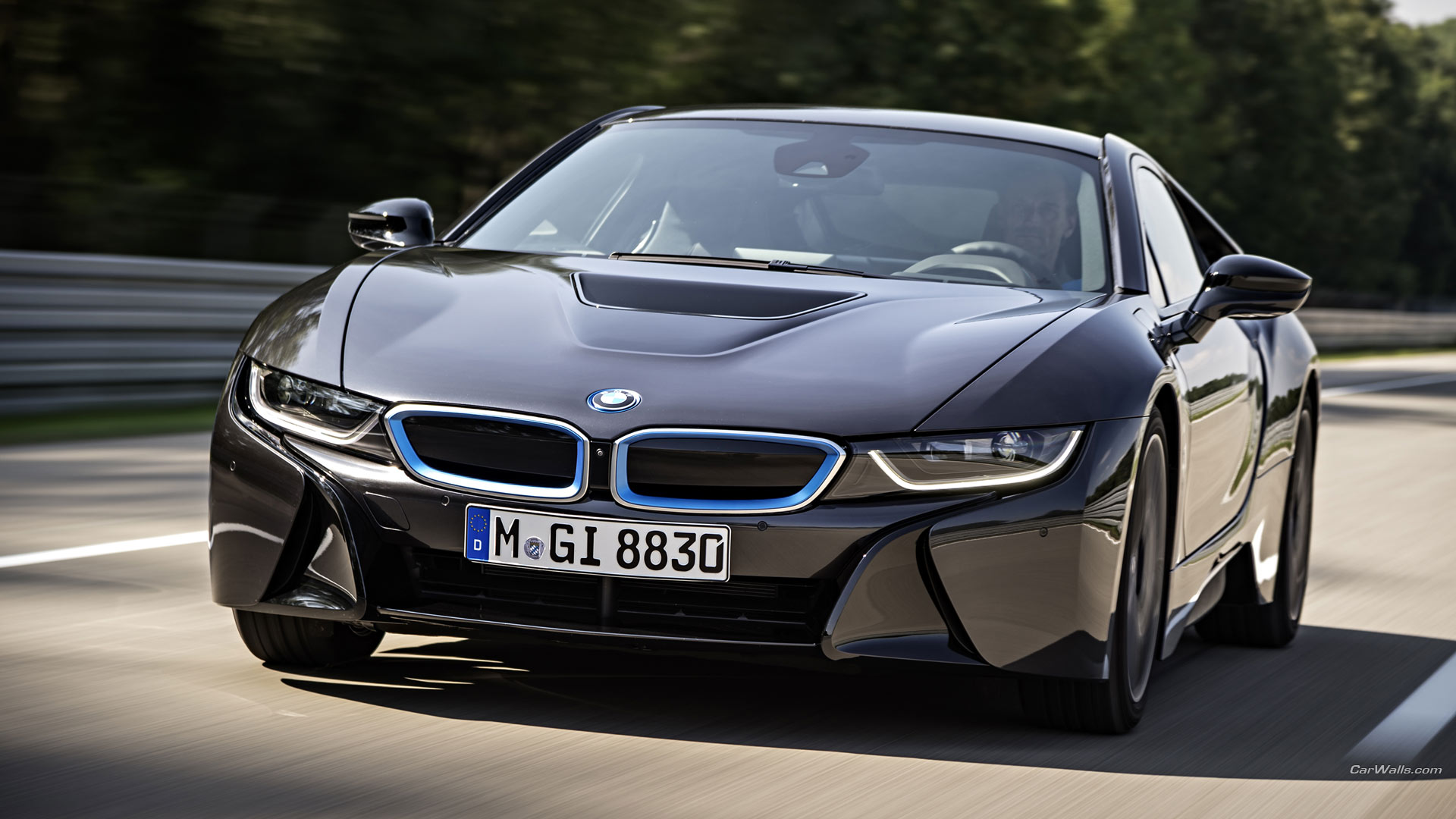 bmw i8 в дороге