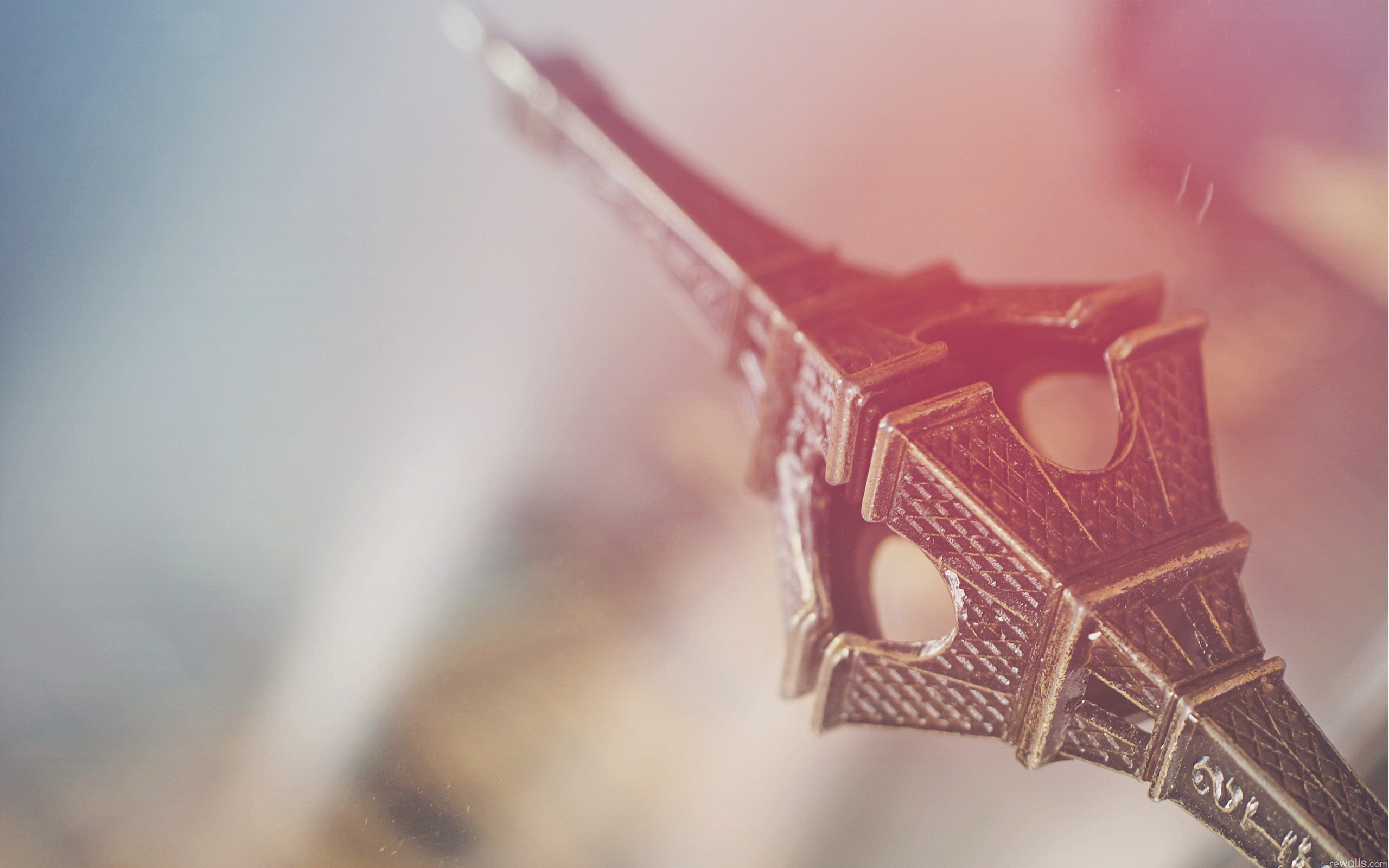 eifelev, свободный