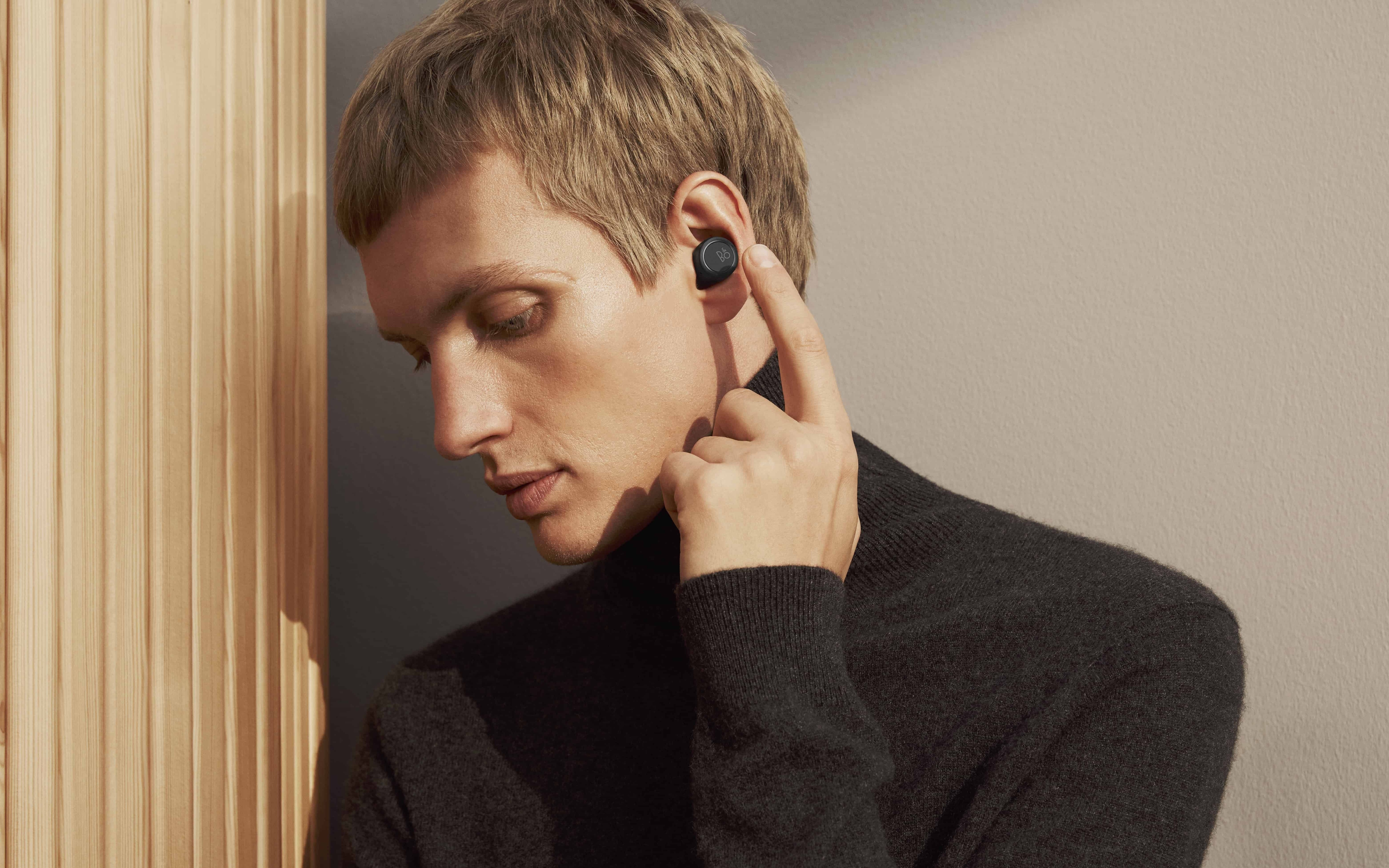 Bang & olufsen beoplay h9. спортивные наушники bluetooth bose sport earbuds glacier. беспроводные наушники samsung r510 galaxy buds 2 pro violet. Spatial audio. реалистичные звуки.