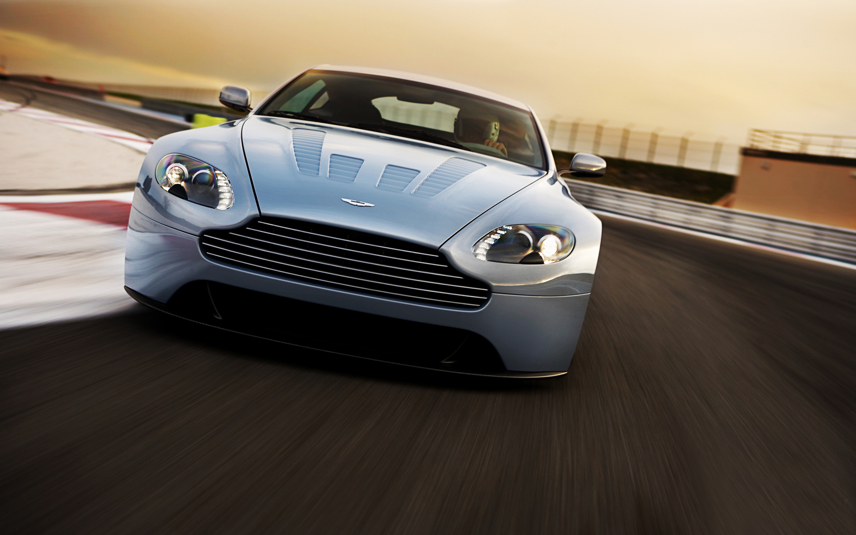 aston, martin, авангард