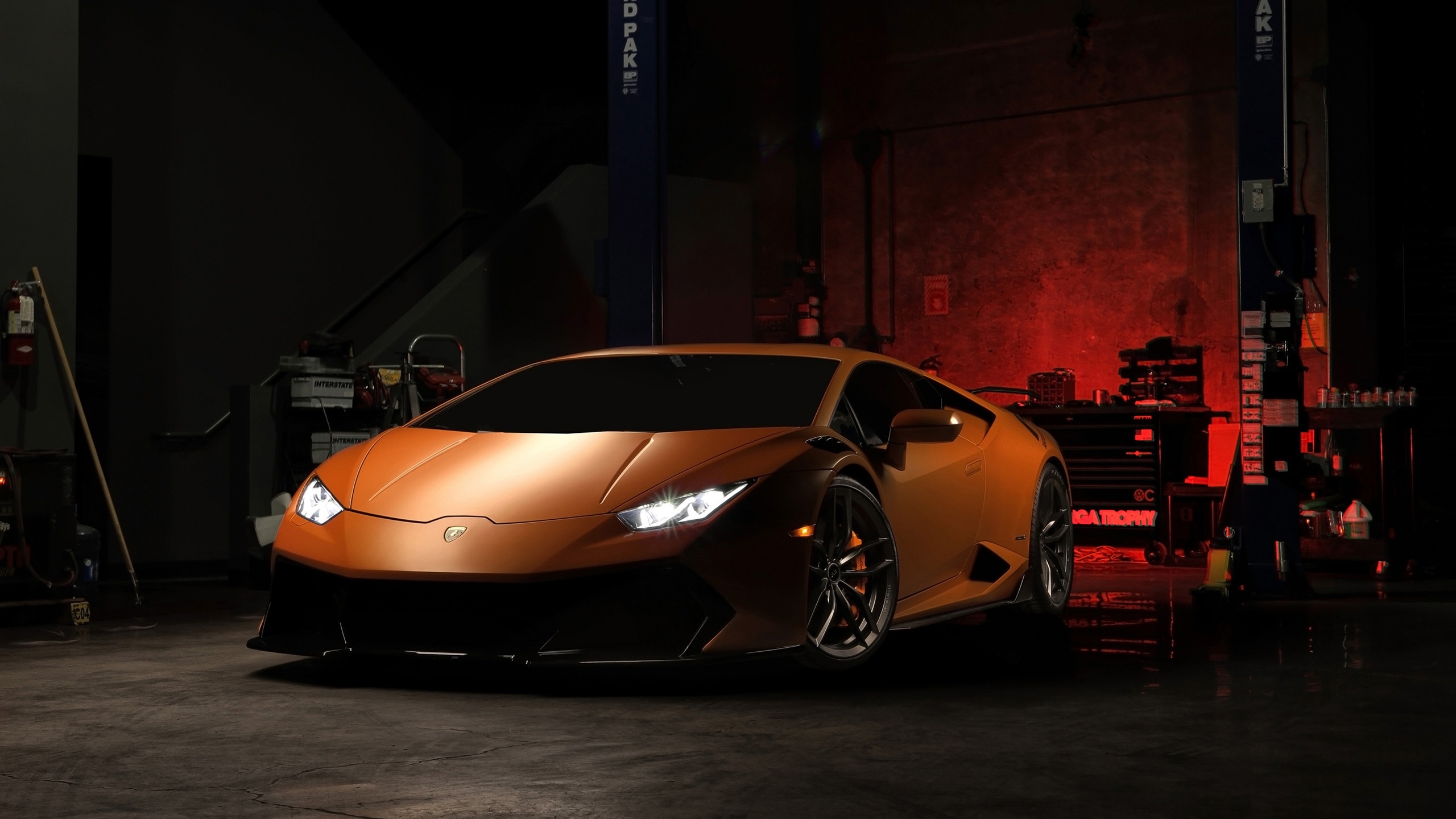 huracan, kit,novara