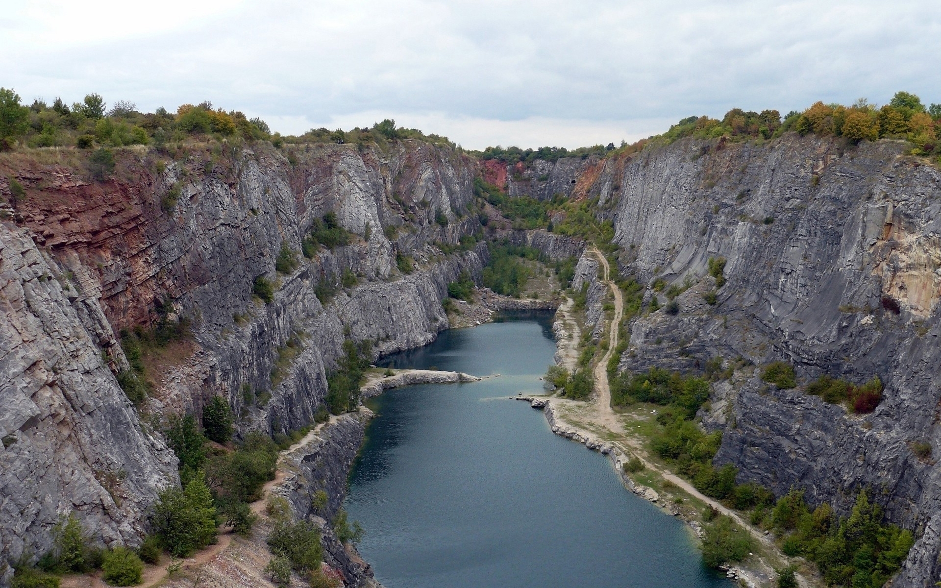 карьер, прага, лом