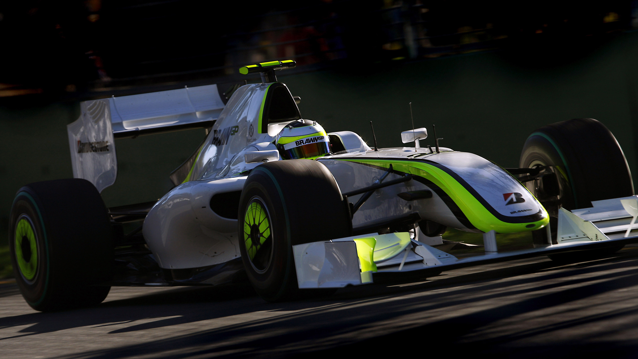 машина, одна