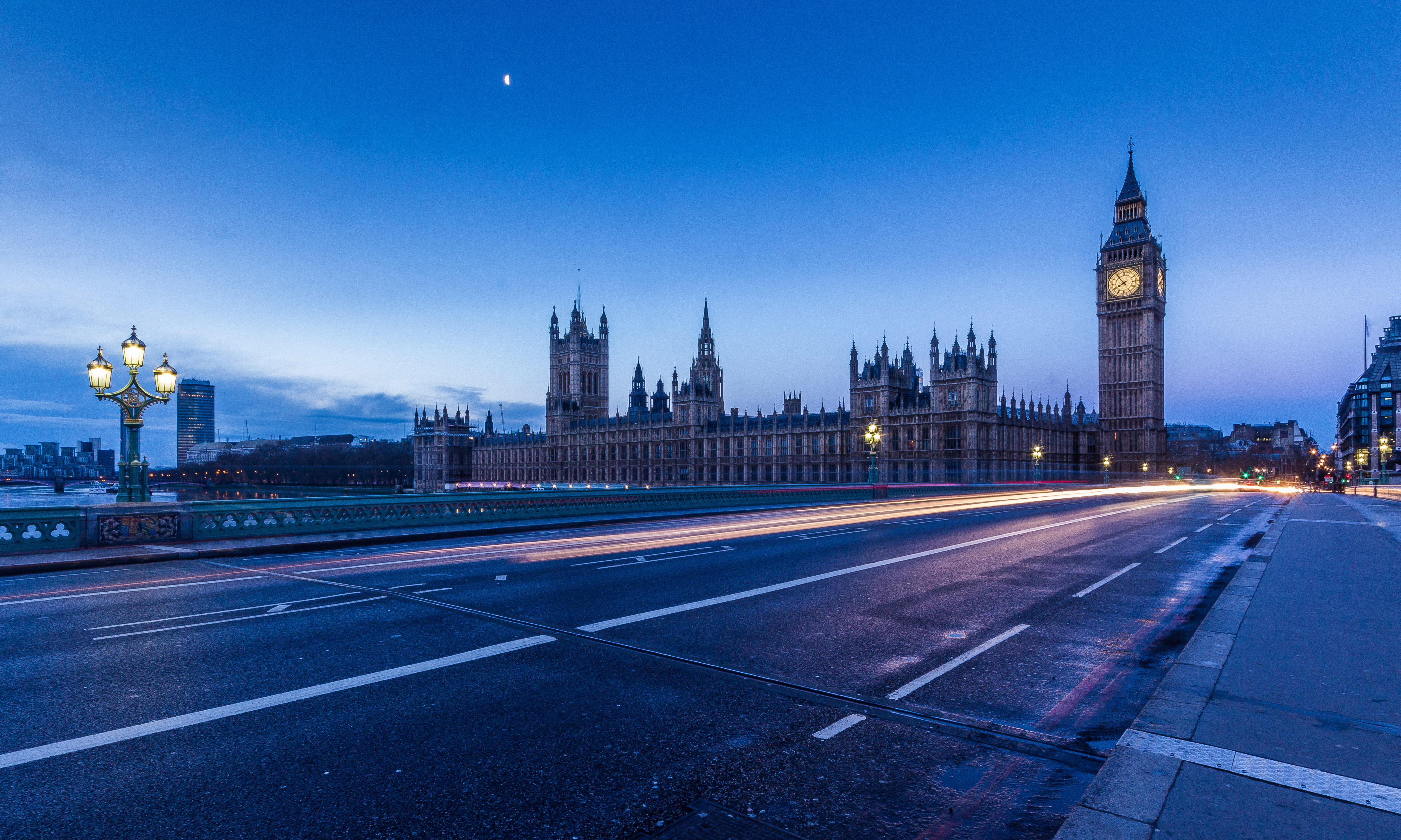 London is a city very big