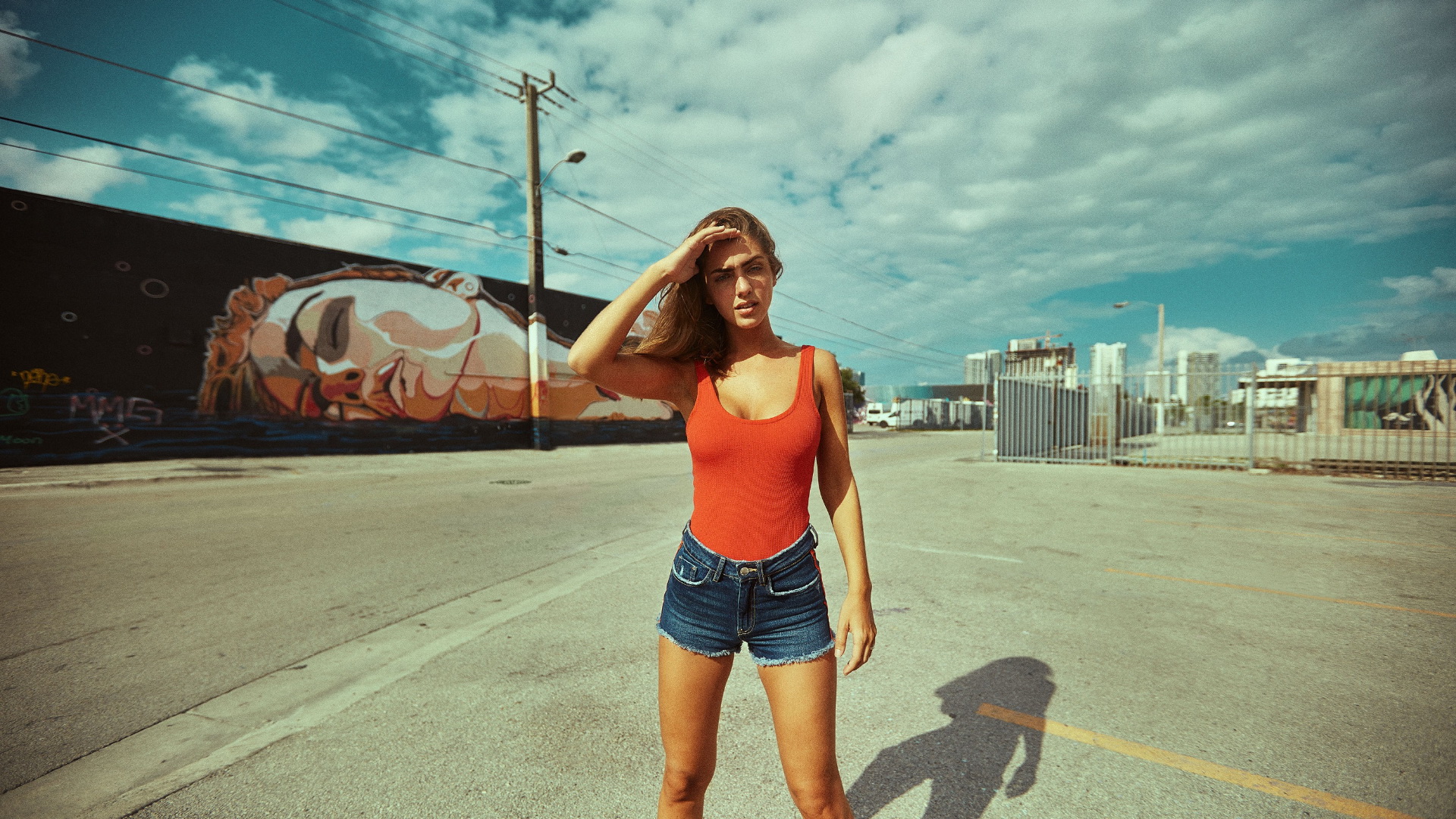 девушка, трусы, рубашка