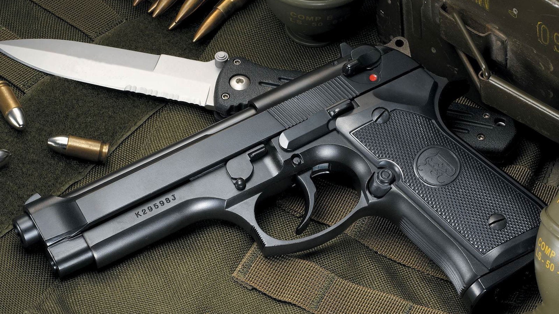 пистолет, патроны