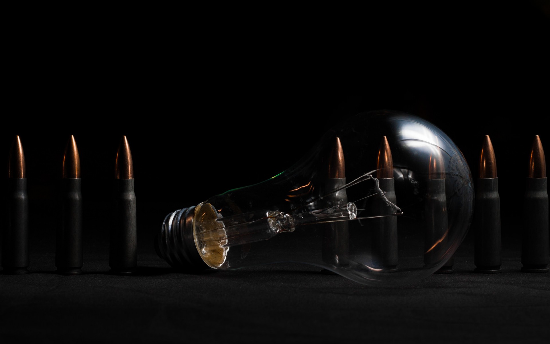 рабочий стол, оружие