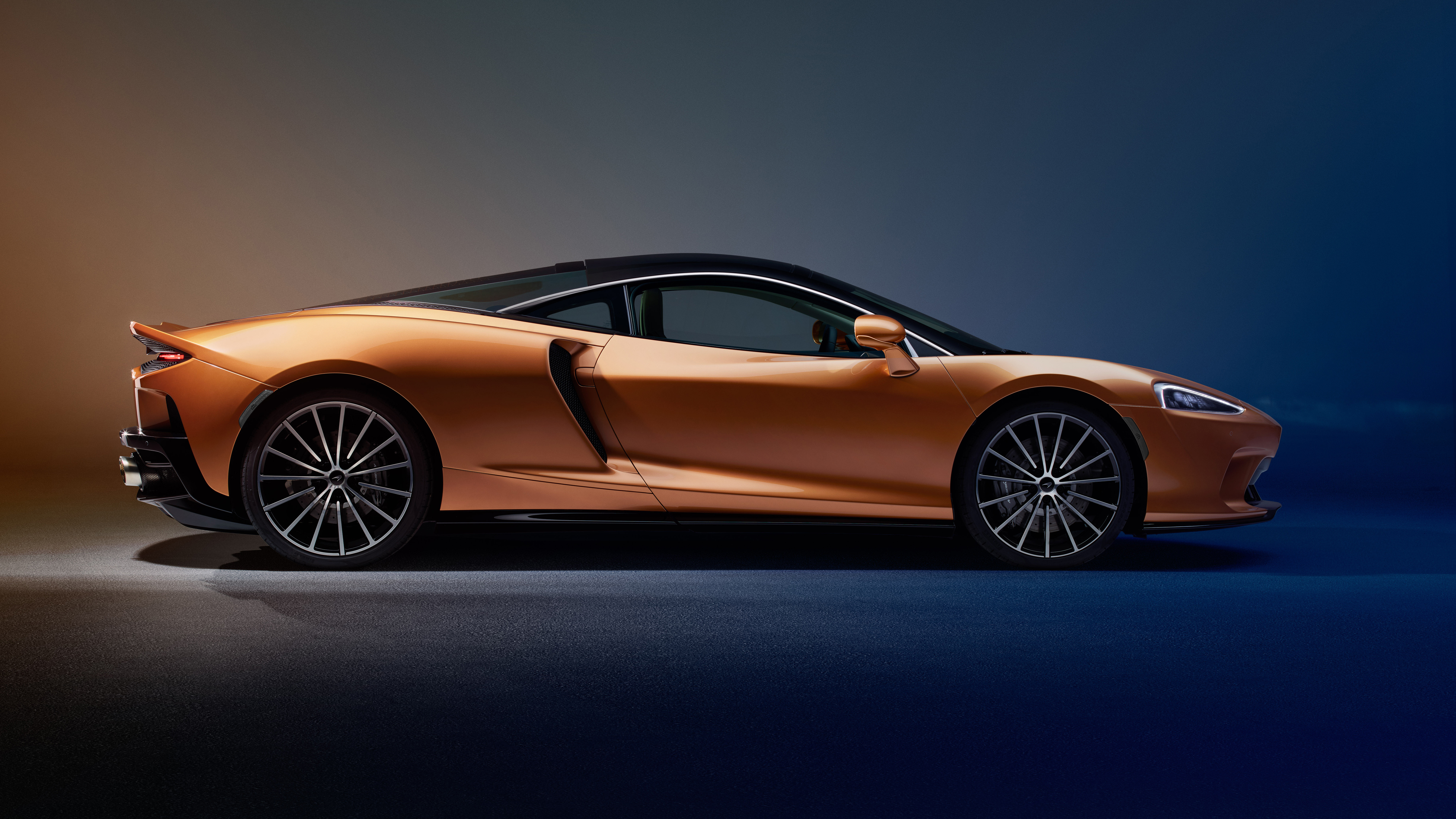 mcla, aston, martin