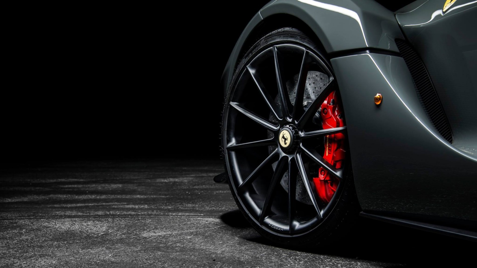 vossen, laferrari, bus