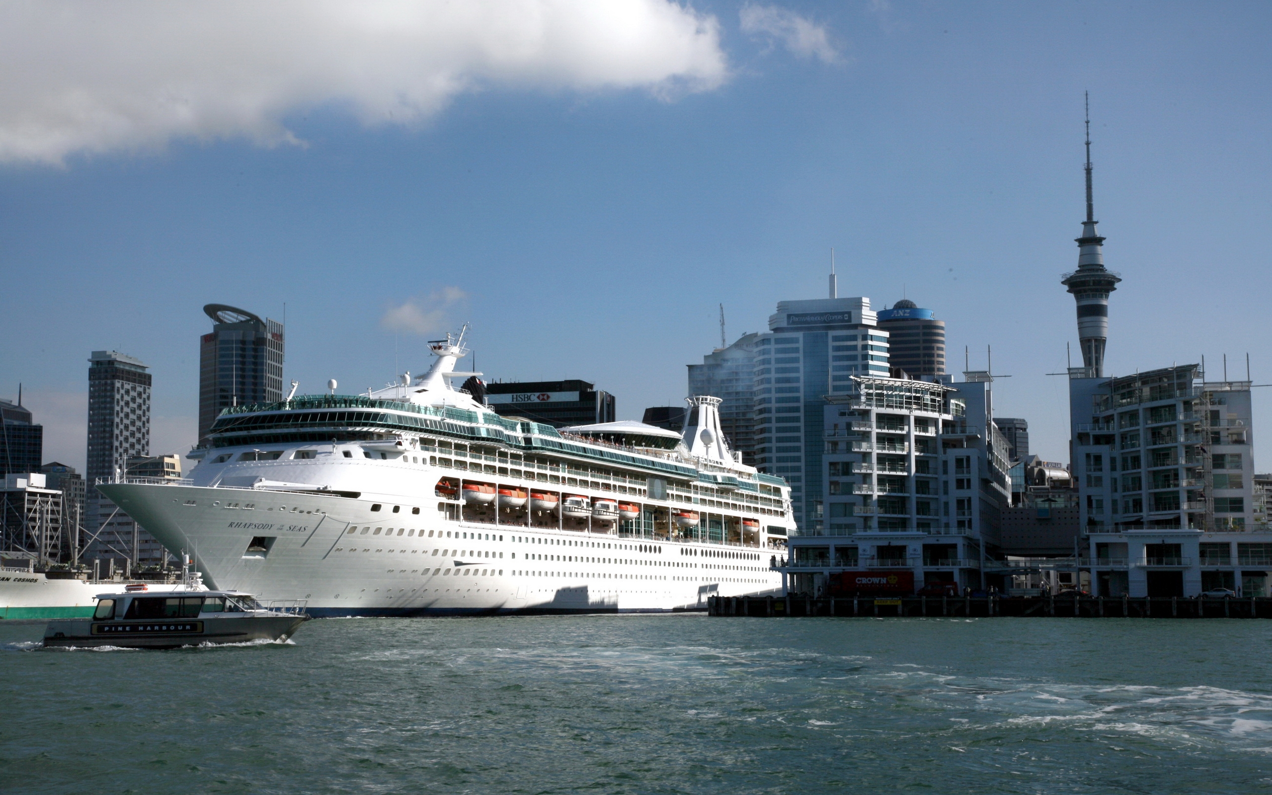 cruise, auckland, queen