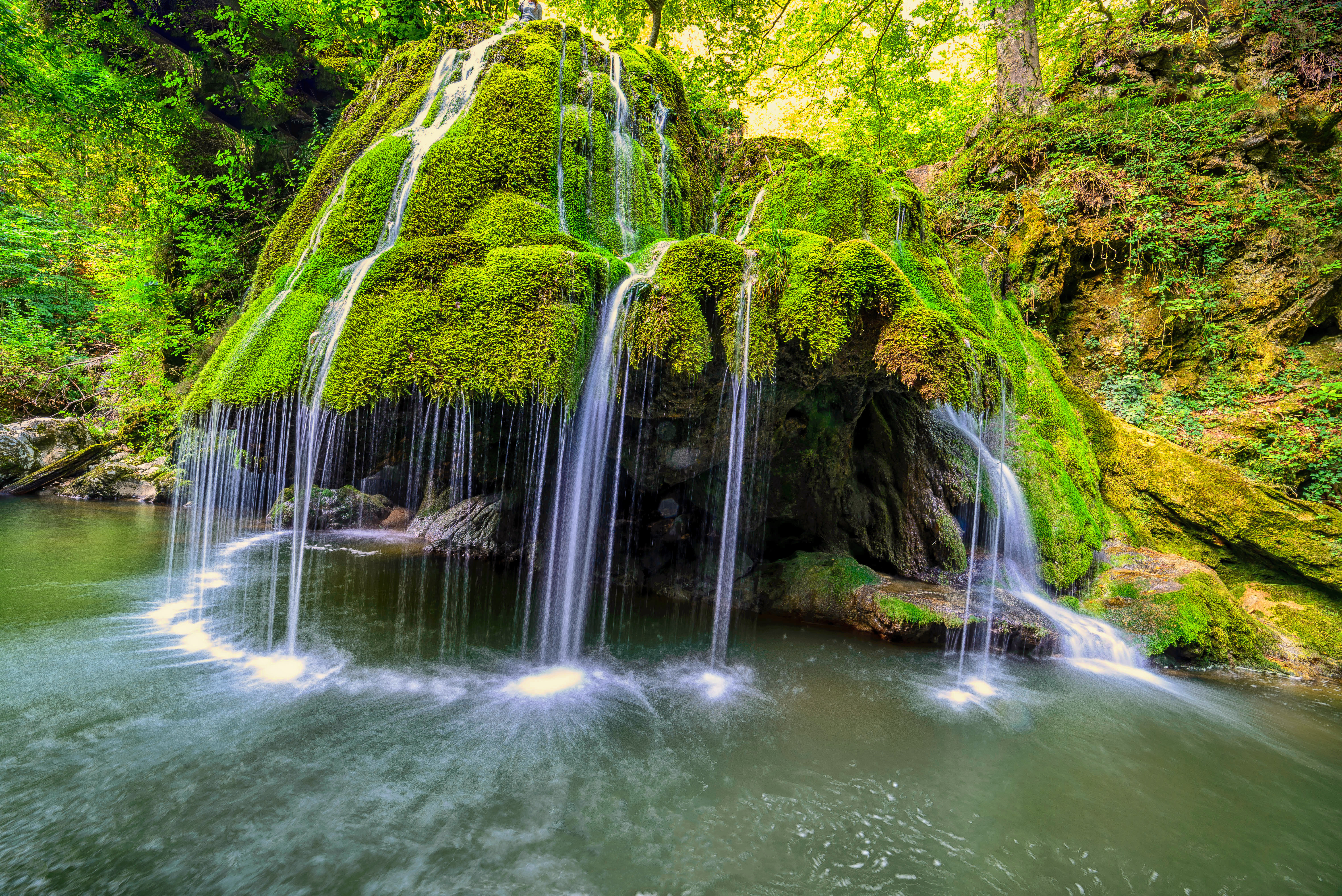 Природа со звуком. Природа водопад. Красивые водопады. Красивые пейзажи с водопадами. Водопад красиво.