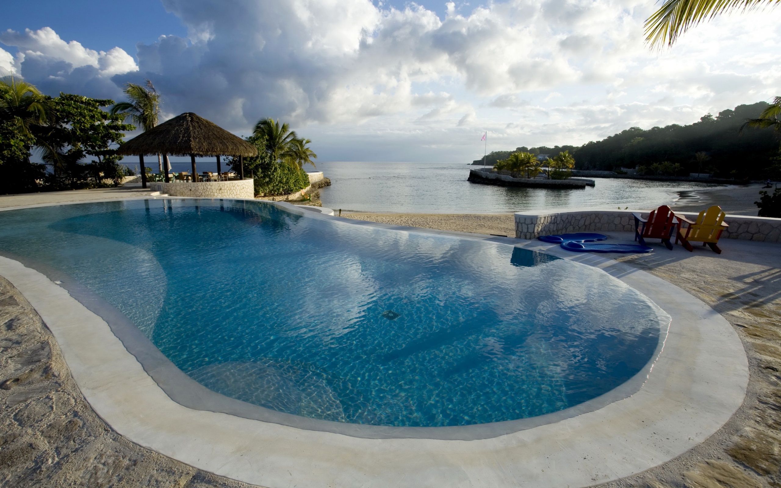 бассейн, ямайка