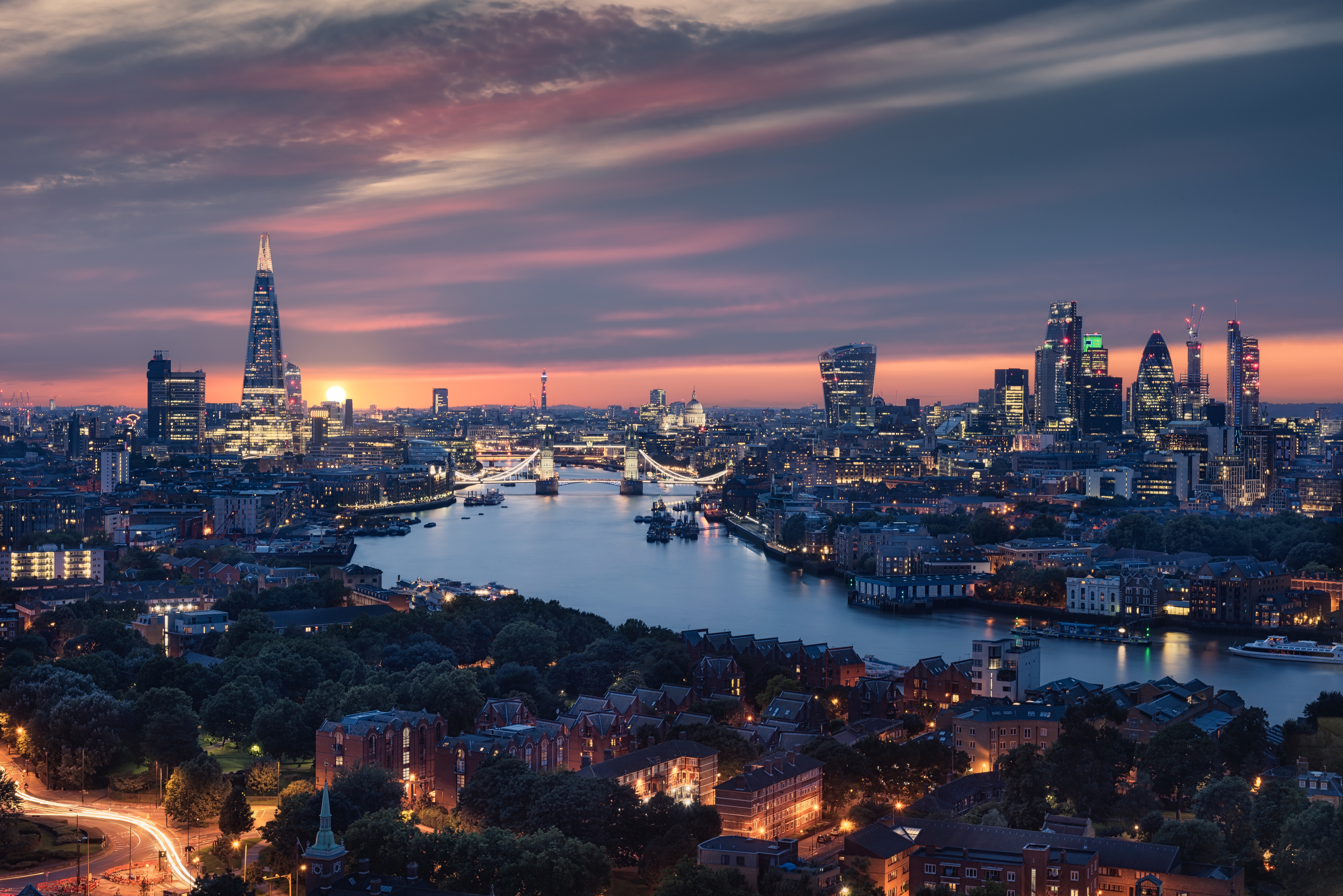 England. Лондон Сити Темза. Темза Лондон река Великобритания город. Река Темза панорама. Ночной Лондон 4к.