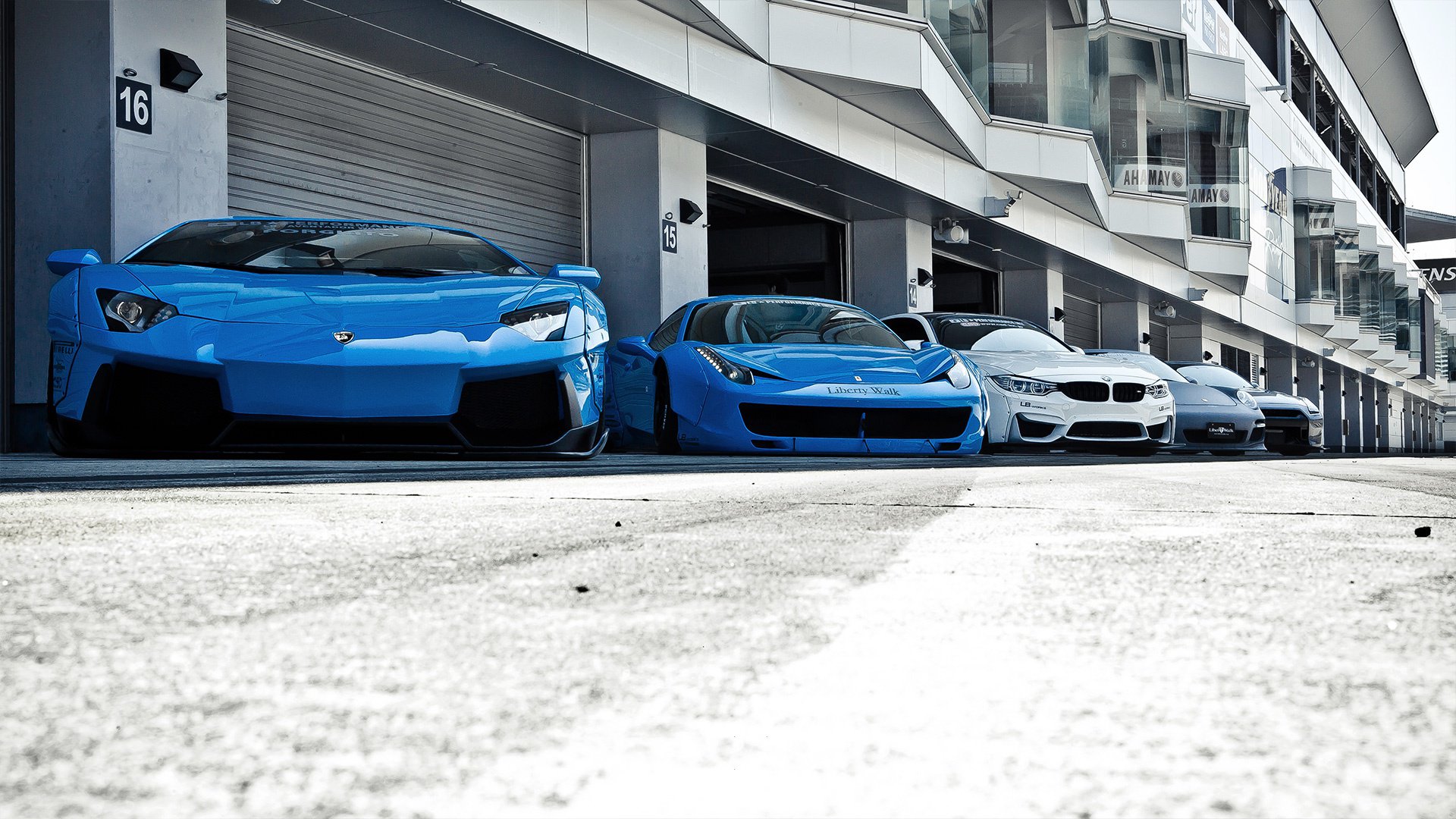 ferrari, nissan, porsche