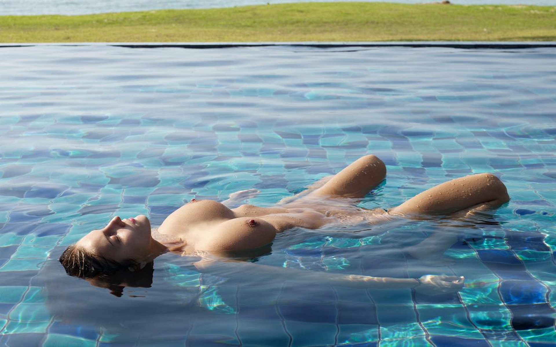 сиська, ротик, мокрая