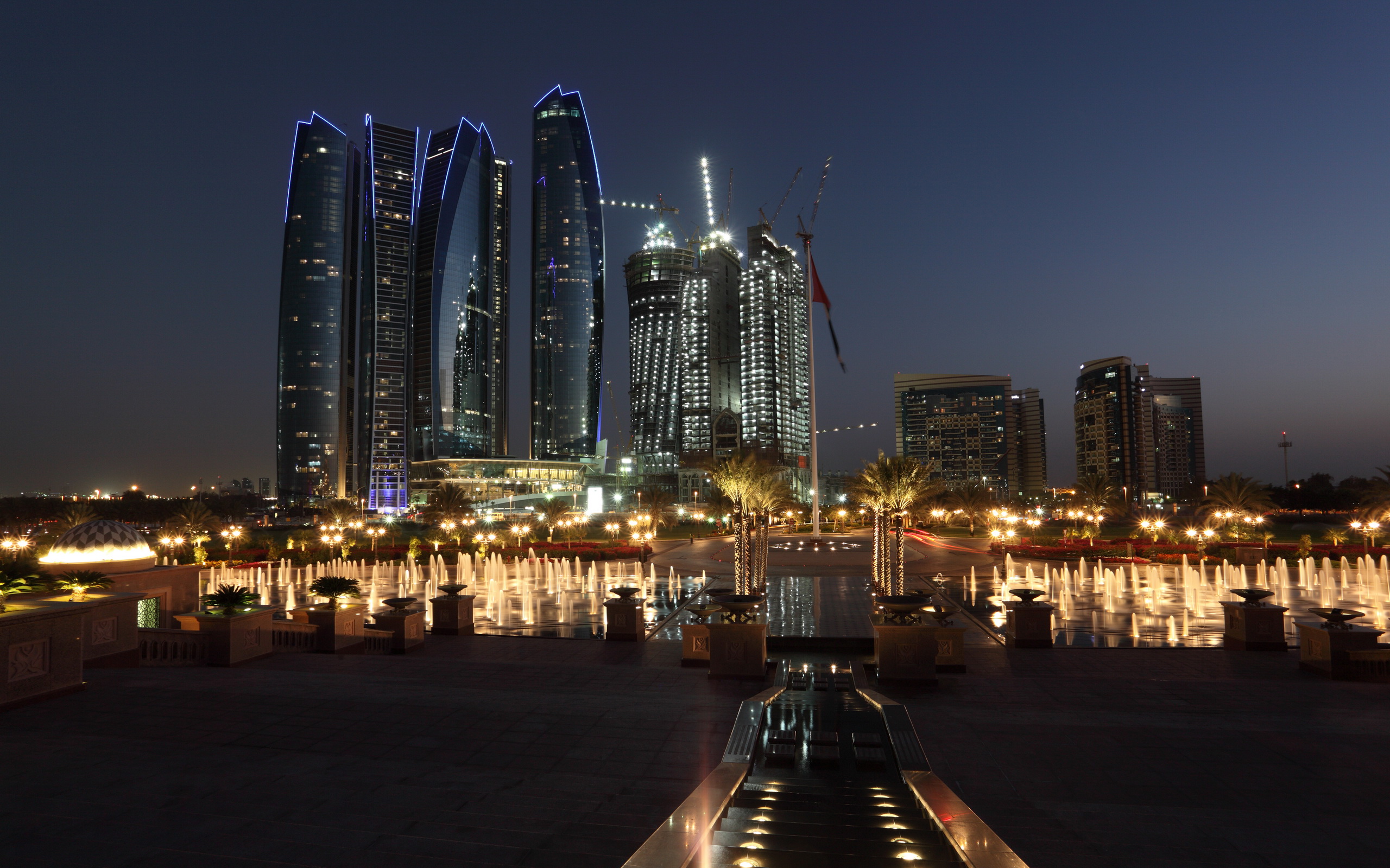 Абу-Даби ночь небоскребы бесплатно
