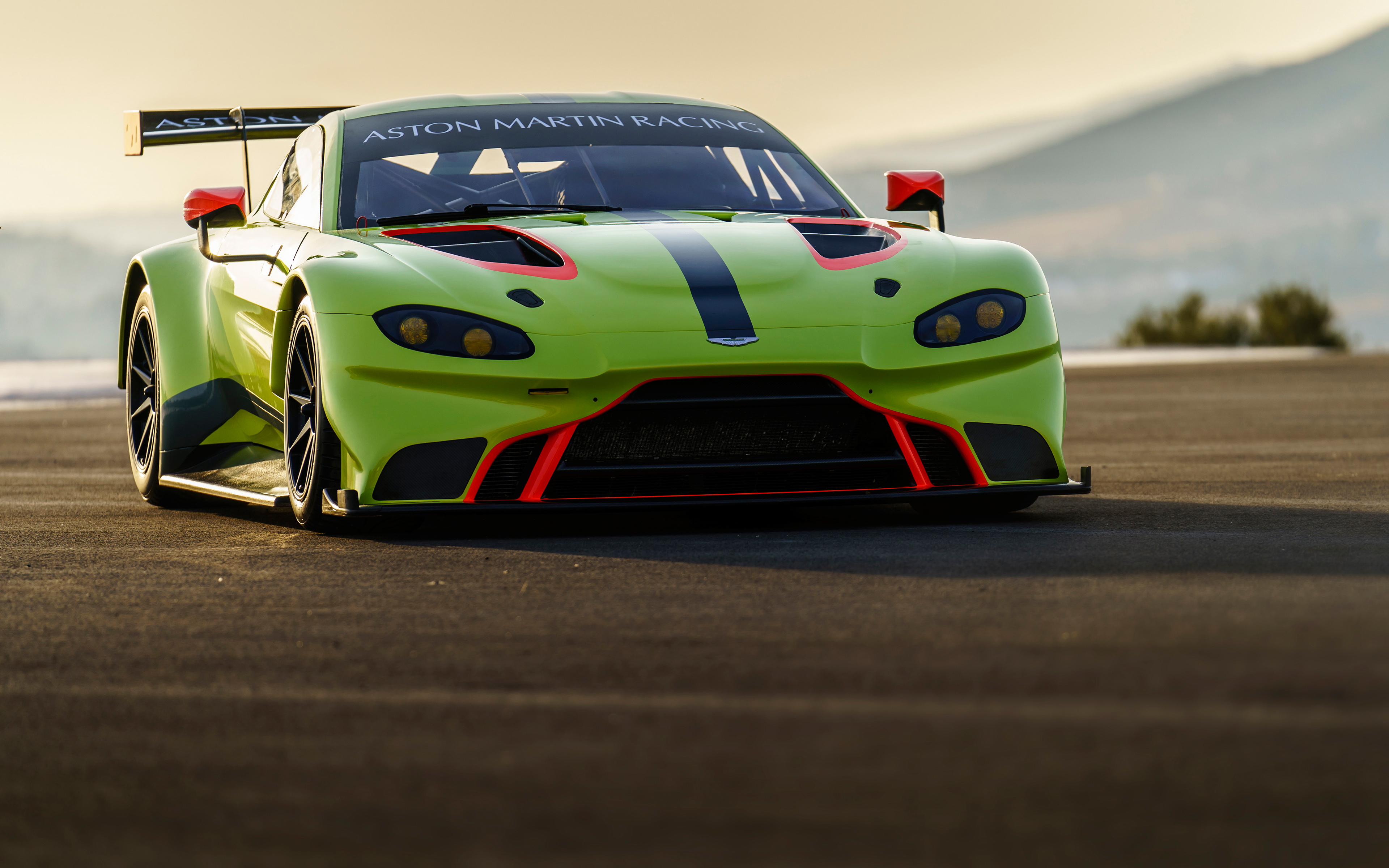 aston, martin, авангард