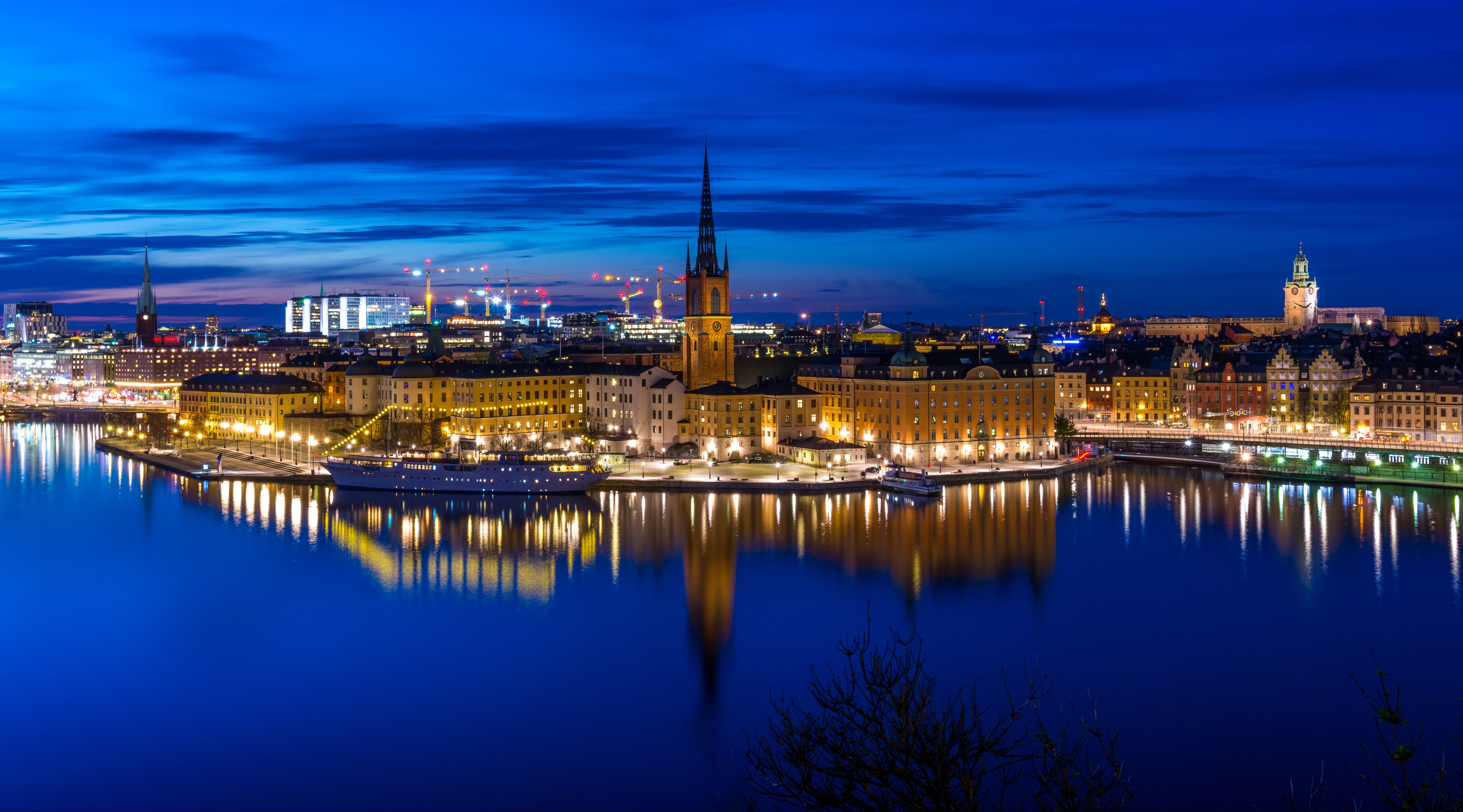 Города швеции. Город Стокгольм Швеция. Швеция Sweden Стокгольм. Швеция столица Стокгольм ночной. Панорама город Стокгольм.