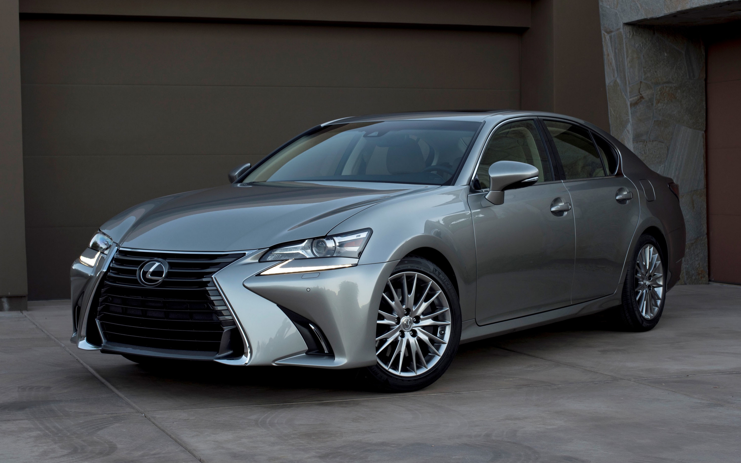 lexus