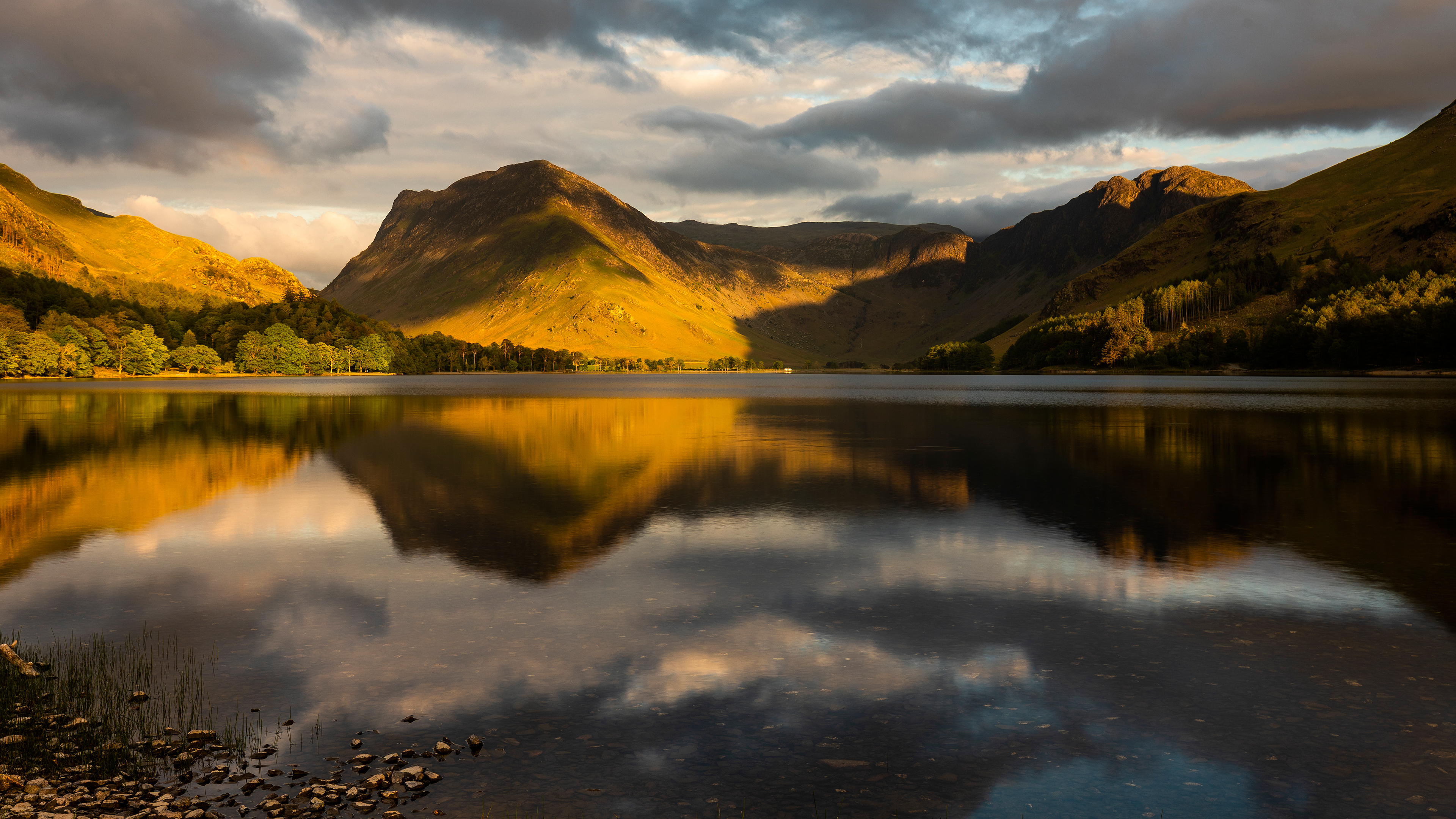 tarn