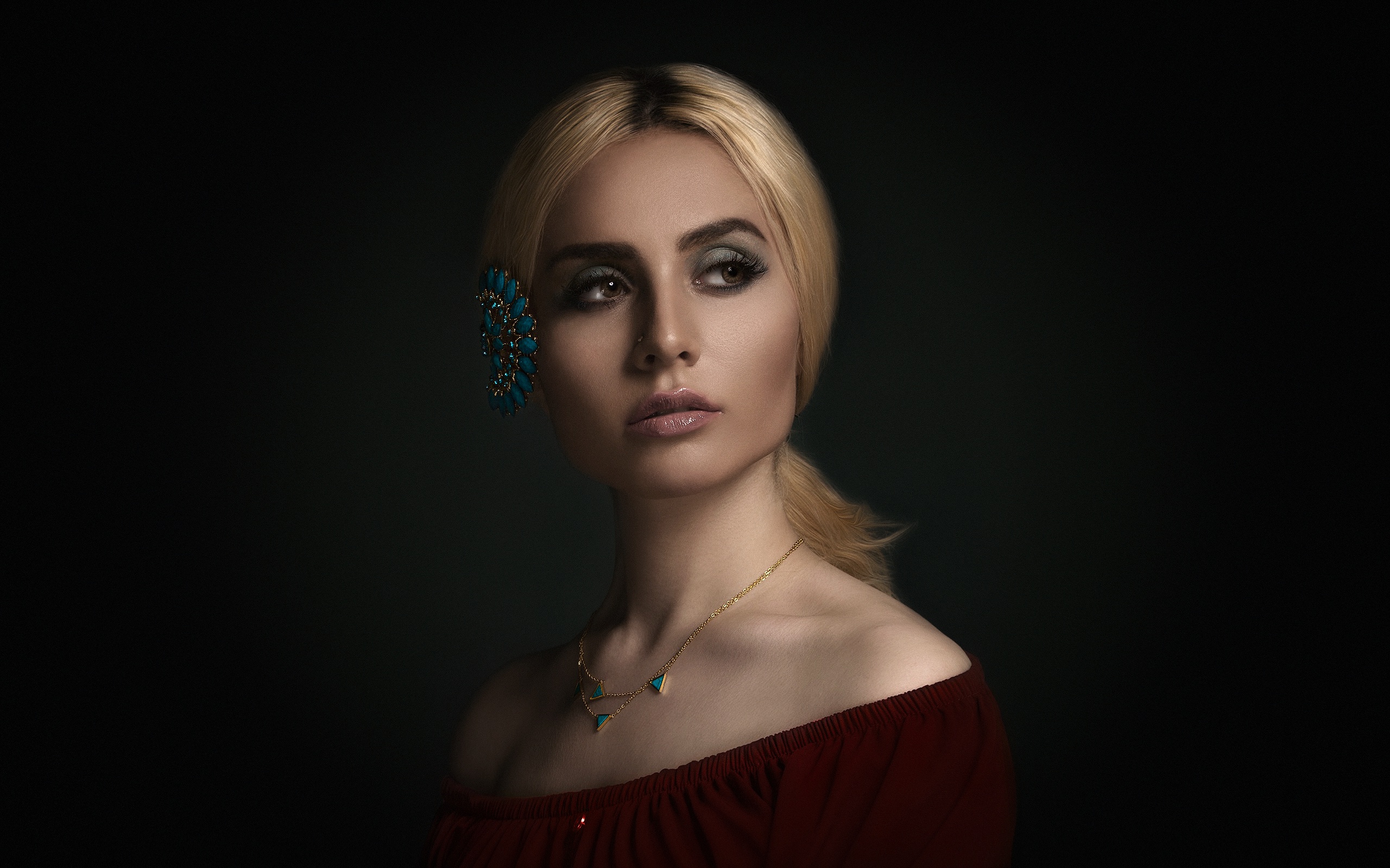женщина