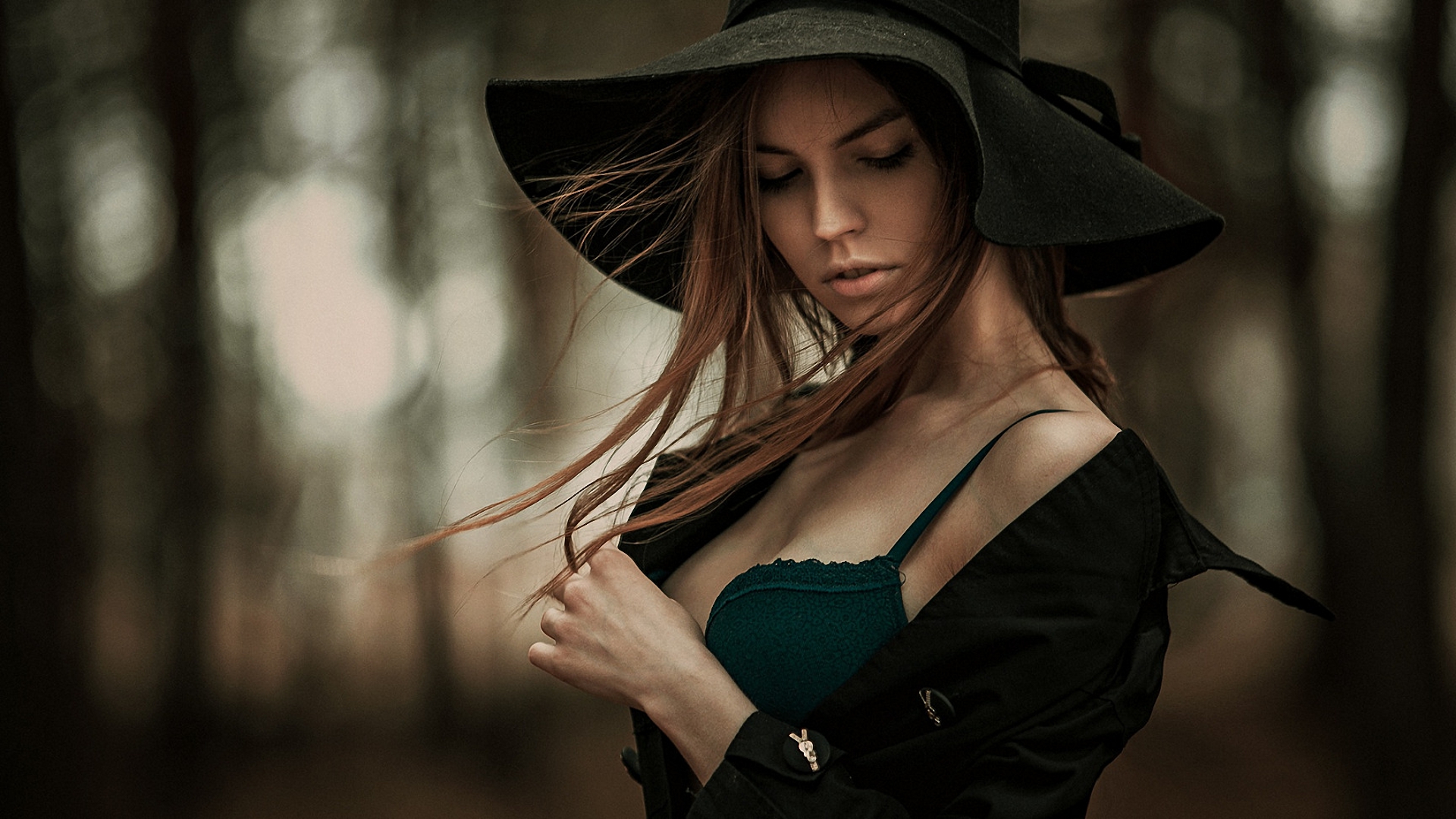 женщина, использование