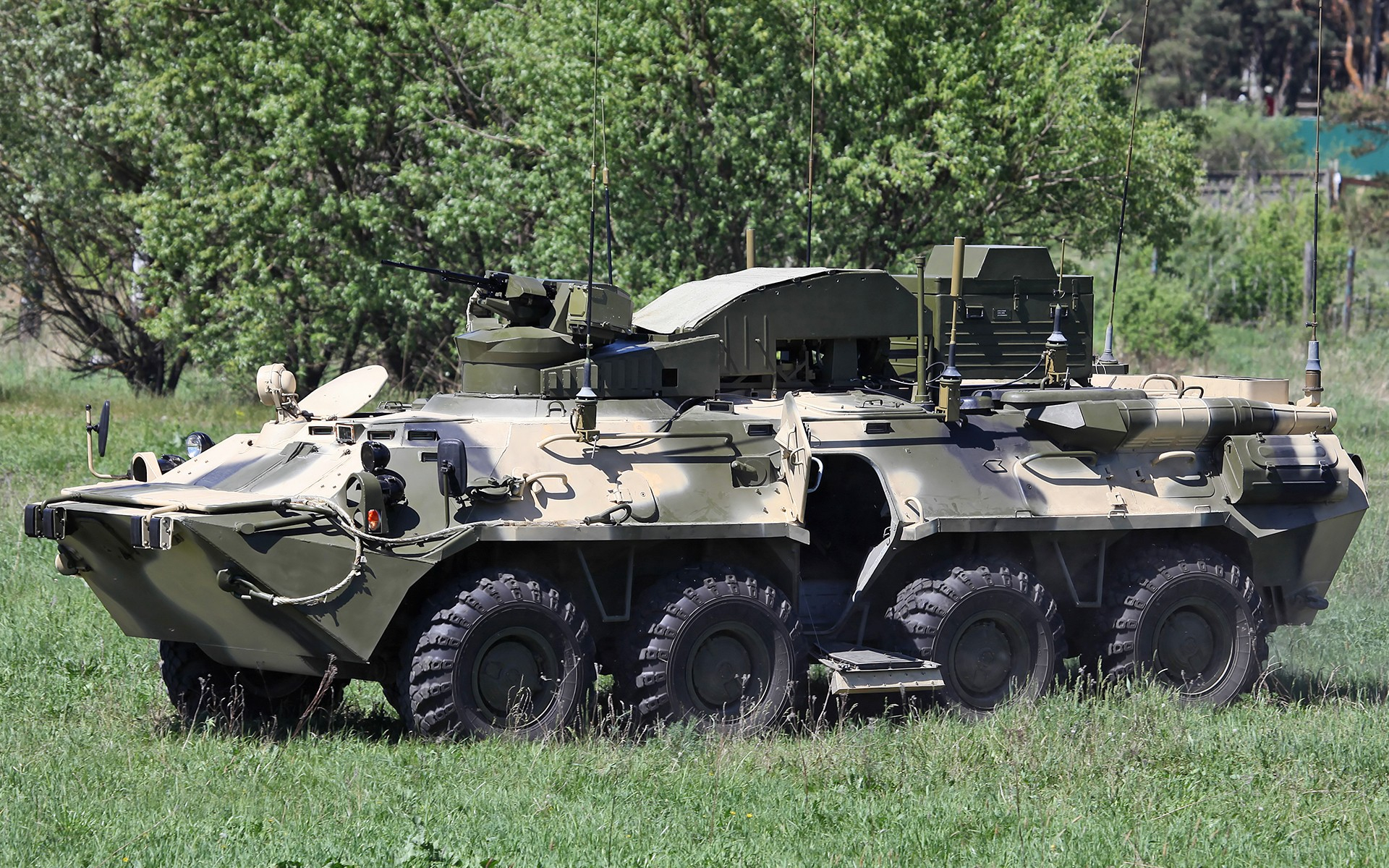 бтр-80