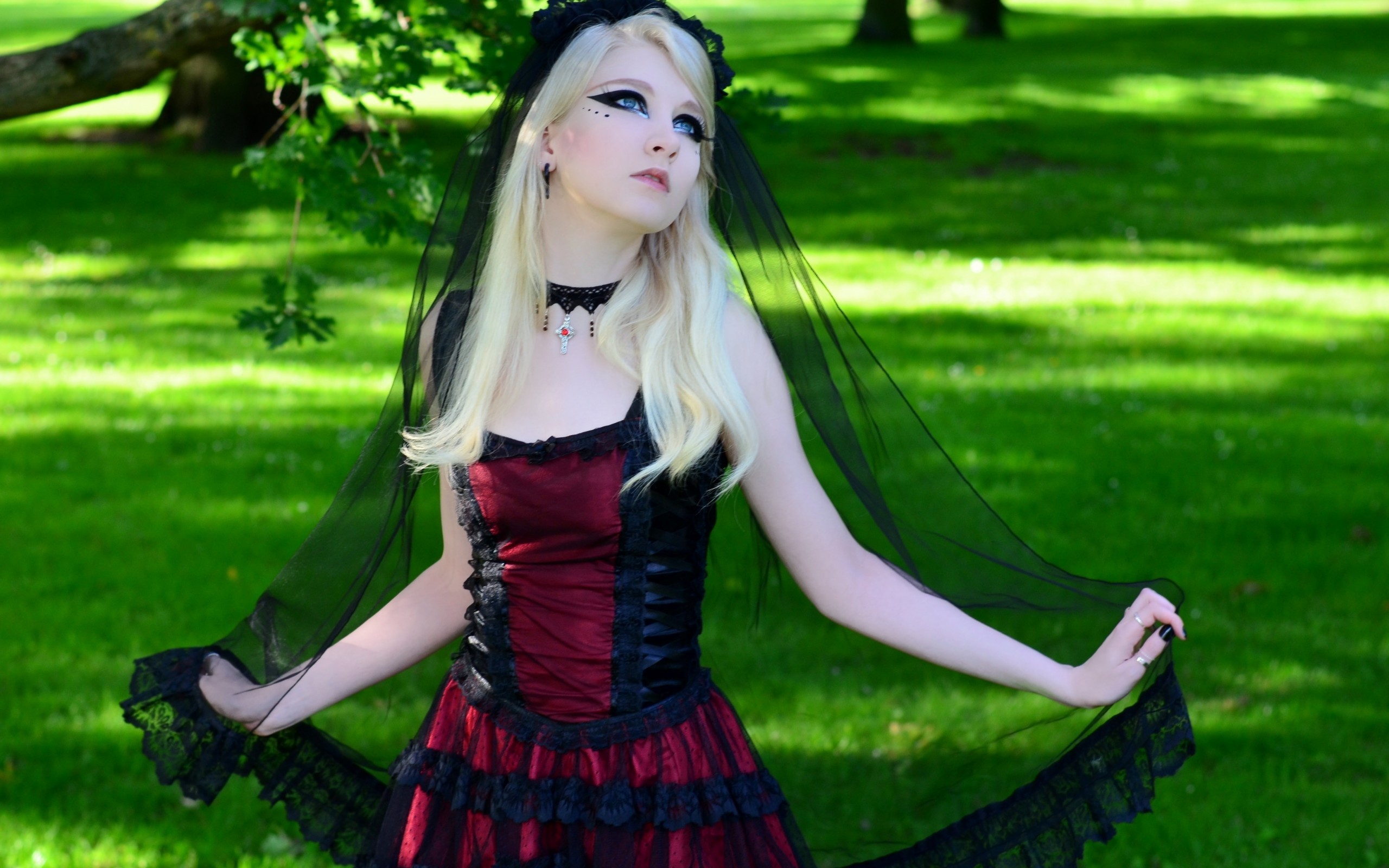 готика, саксония, черный