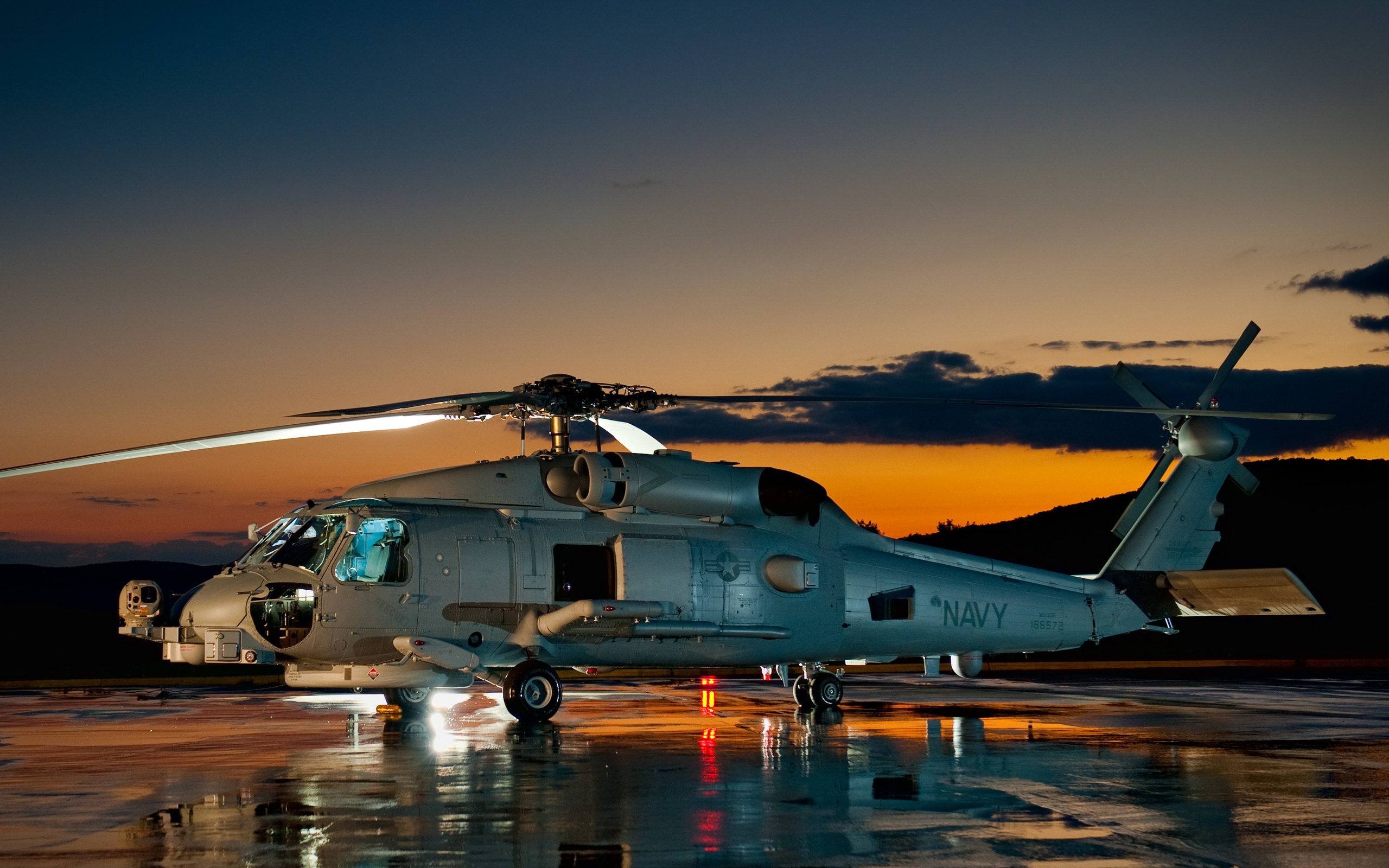 вертолет, самолеты