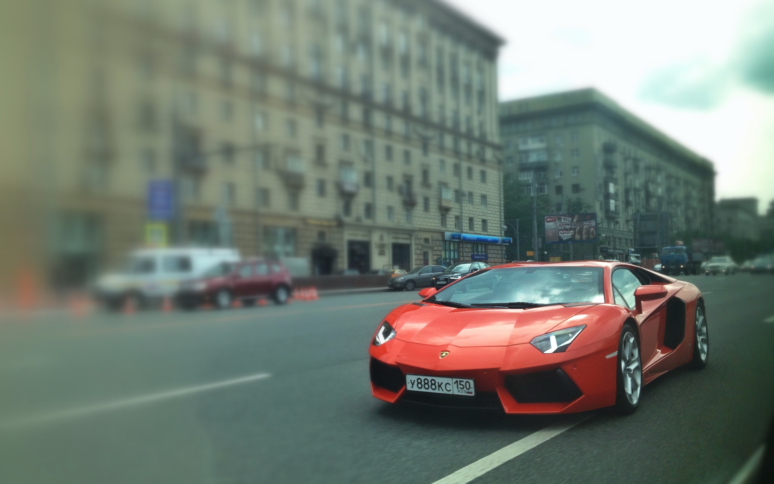 Каров город. Ламборджини авентадор в Москве. Ламборгини авентадор СПБ. Ламборджини авентадор в МСК. Ламборджини авентадор в СПБ.