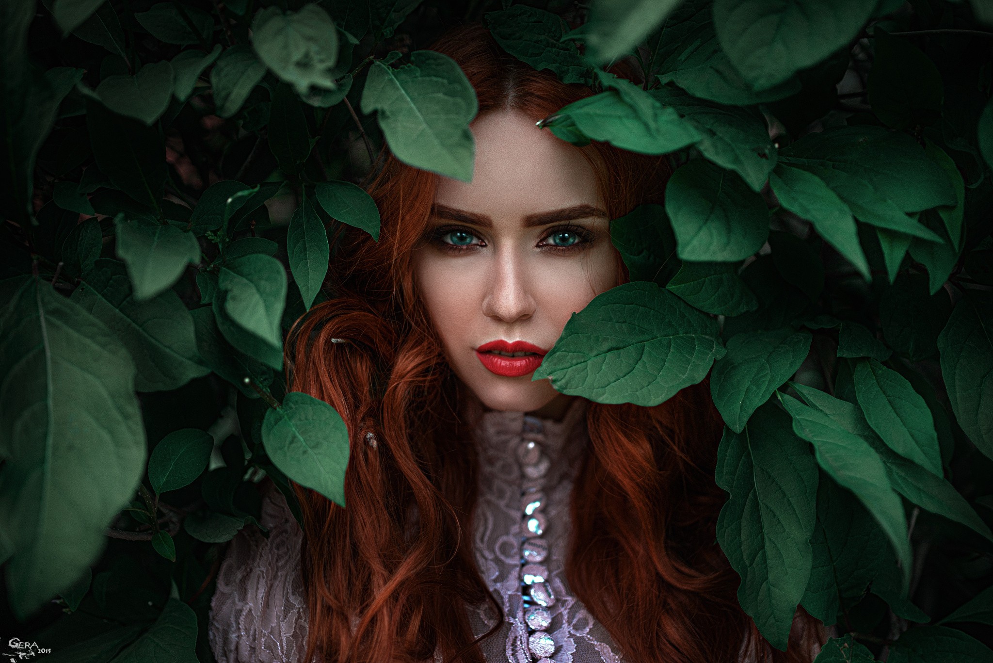 рыжие, глаза, лист