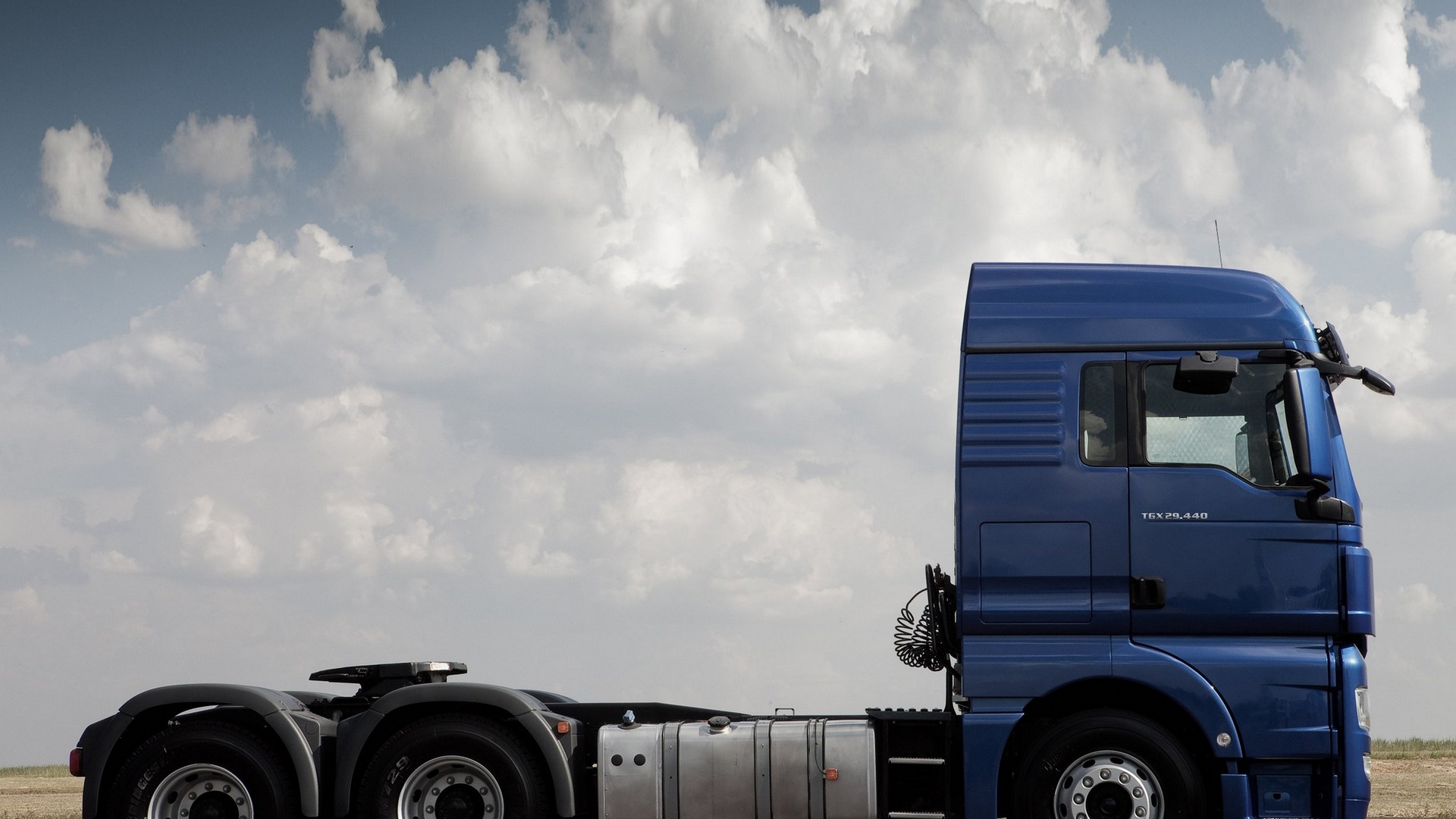 мужчина, трактор