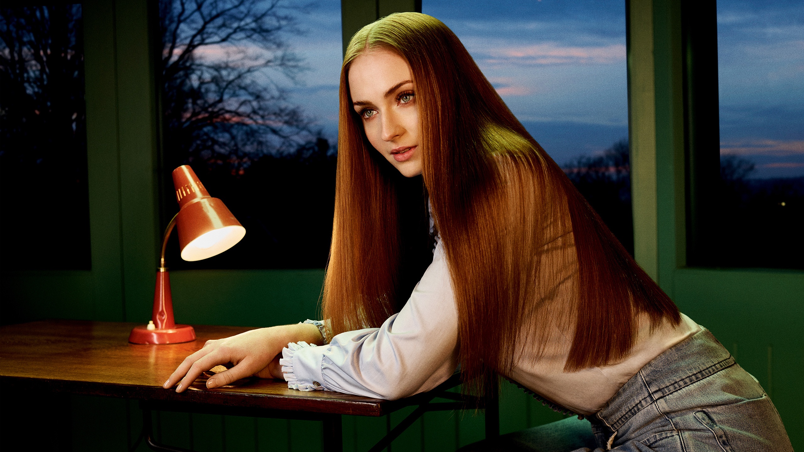 sophie, turner, jin Номер 164227 Разрешение 2560x1440