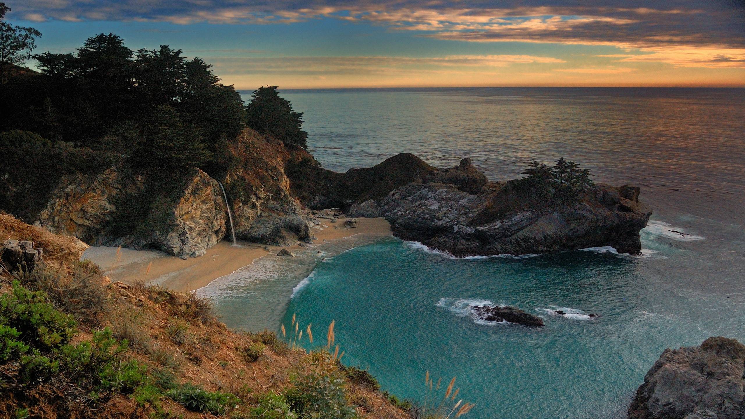 Калифорния водопад MCWAY Falls