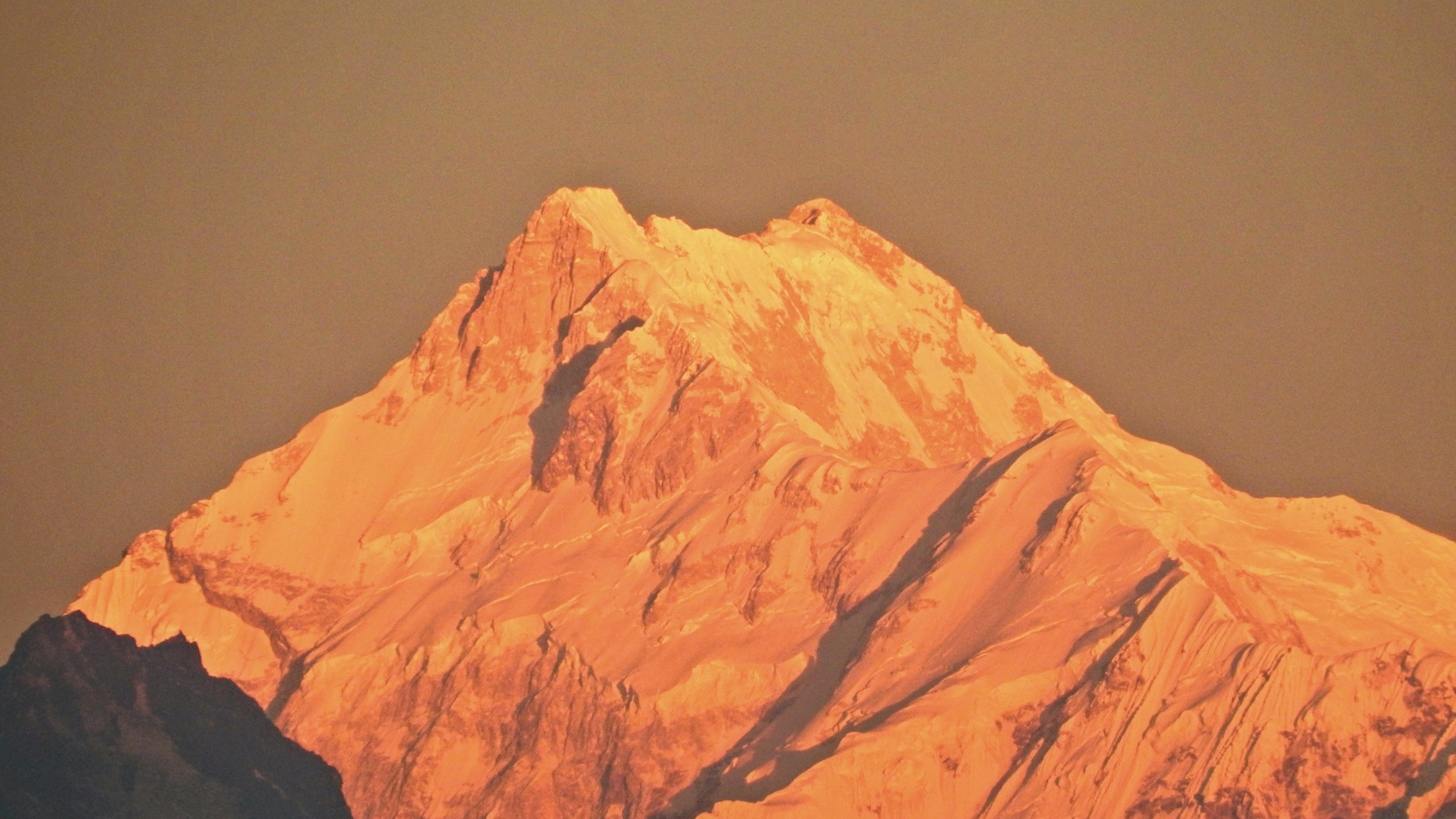kanchenjunga, чей пик