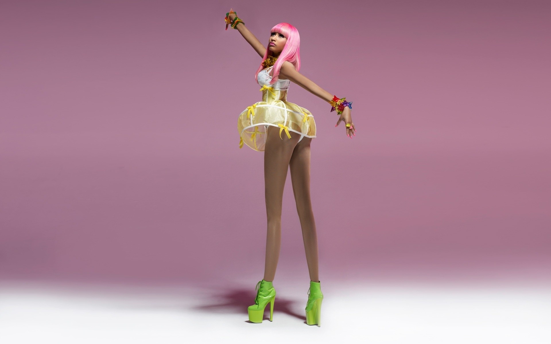 ники, минадж, гостиницы