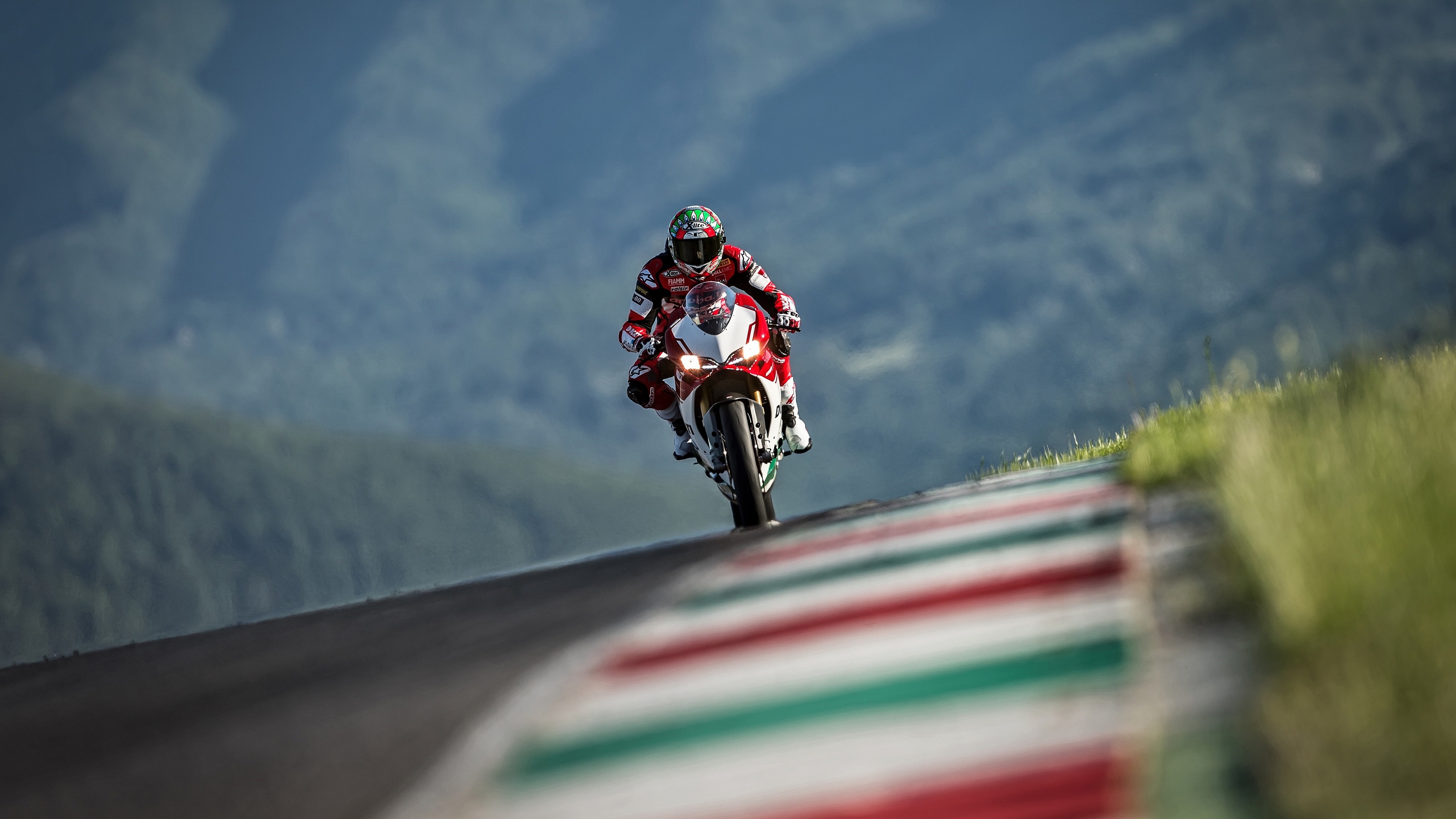 ducatus, panigale, final