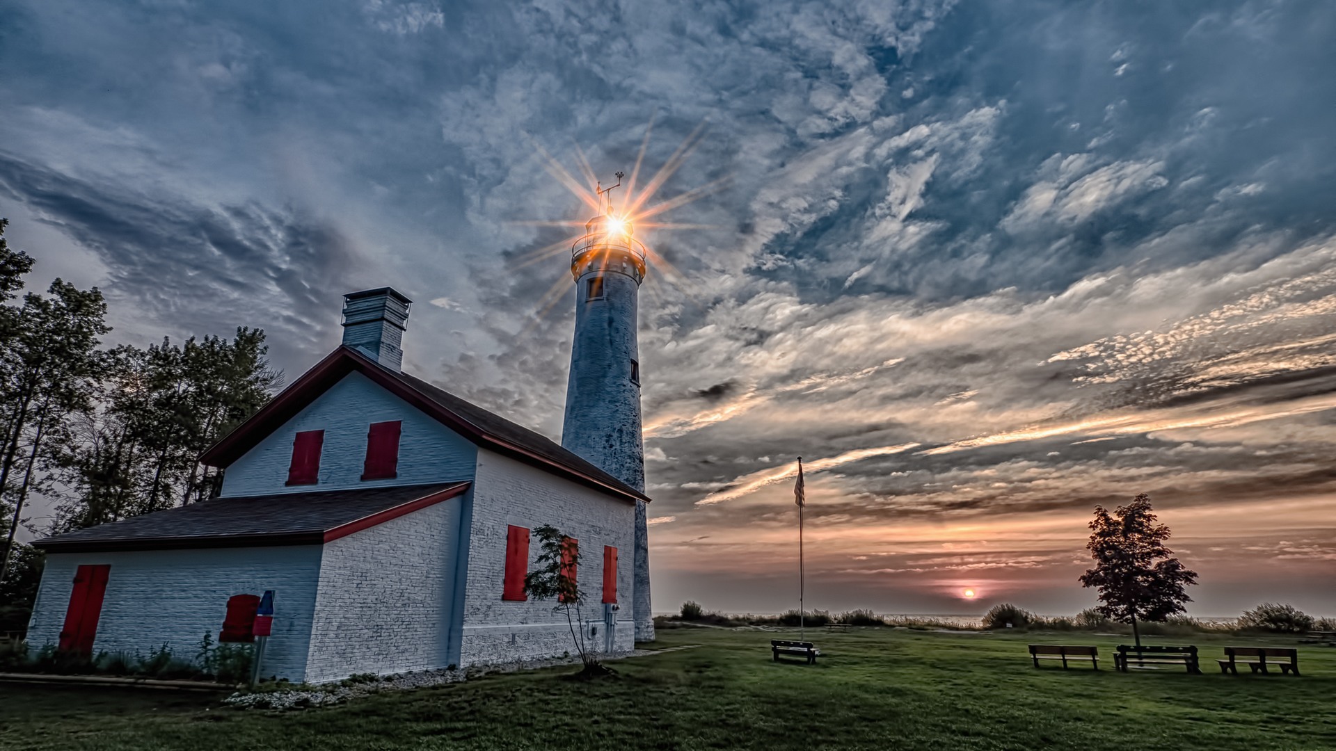 точка, маяк, осетр