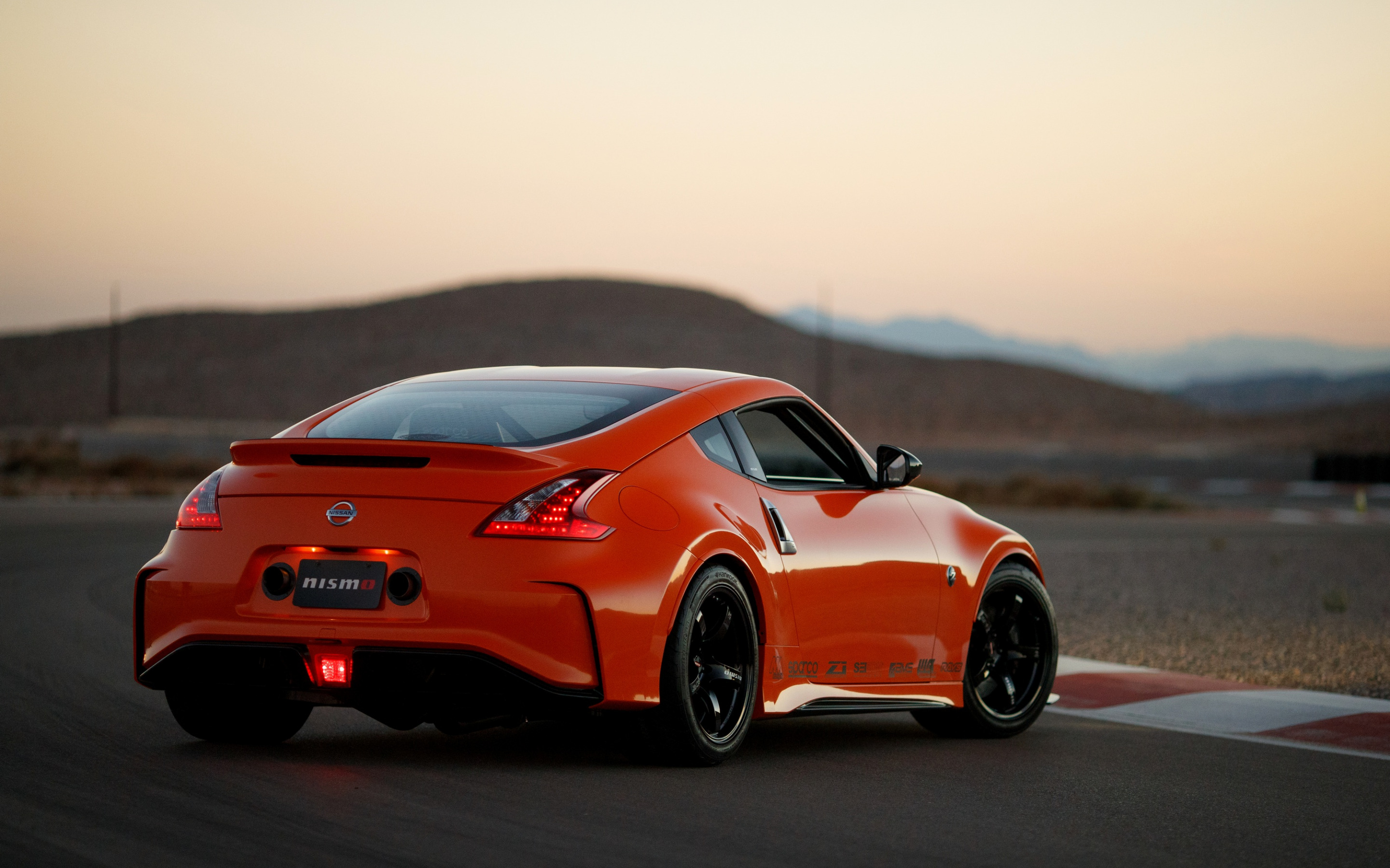 Ниссан 370. Nissan 370z Nismo. Ниссан 370 z Nismo. Nissan Nismo 370z 2018. Nissan 370z новый.