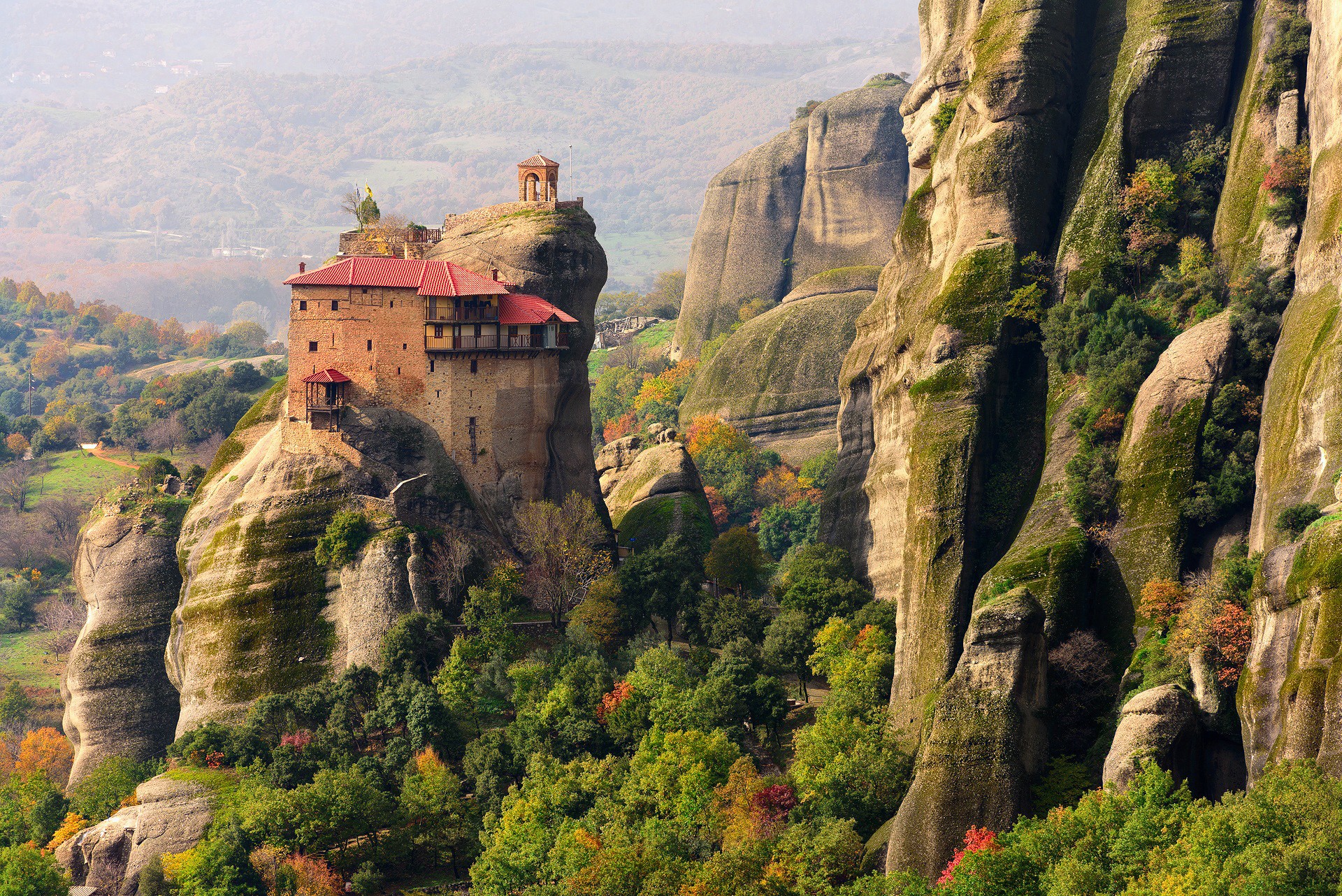 грязные, униформы