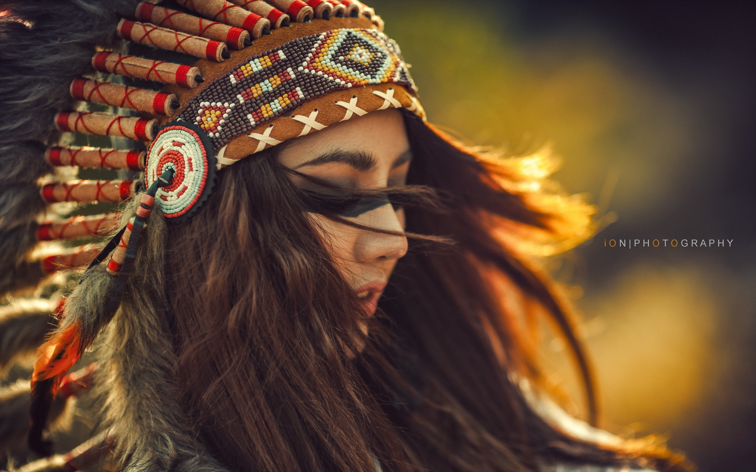 Этнический взгляд. Фон индейцы Америки краснокожие. Ихеты индейцы. Роуч шамана. Индейцы СКВО Северной Америки.