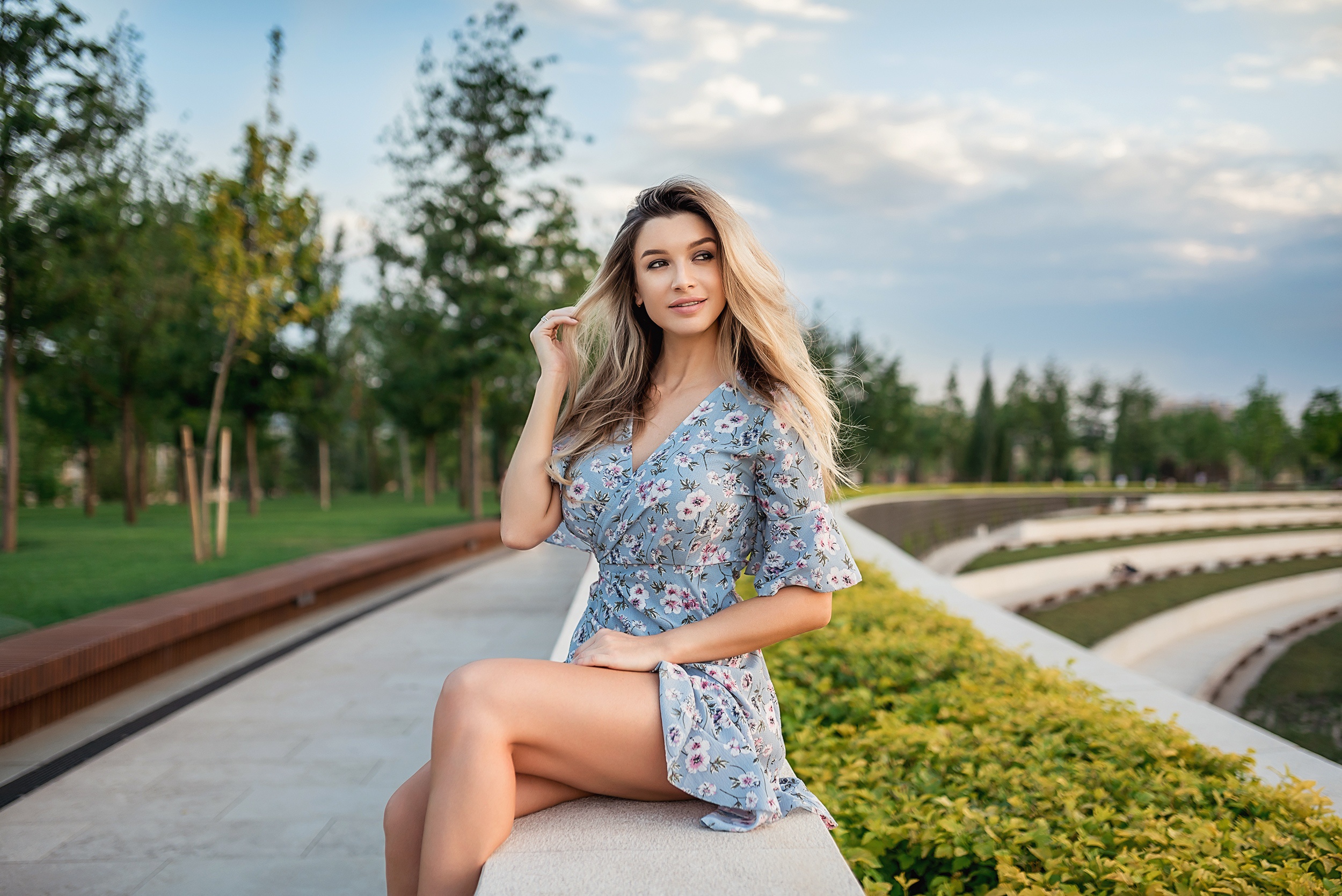 девушка, платье