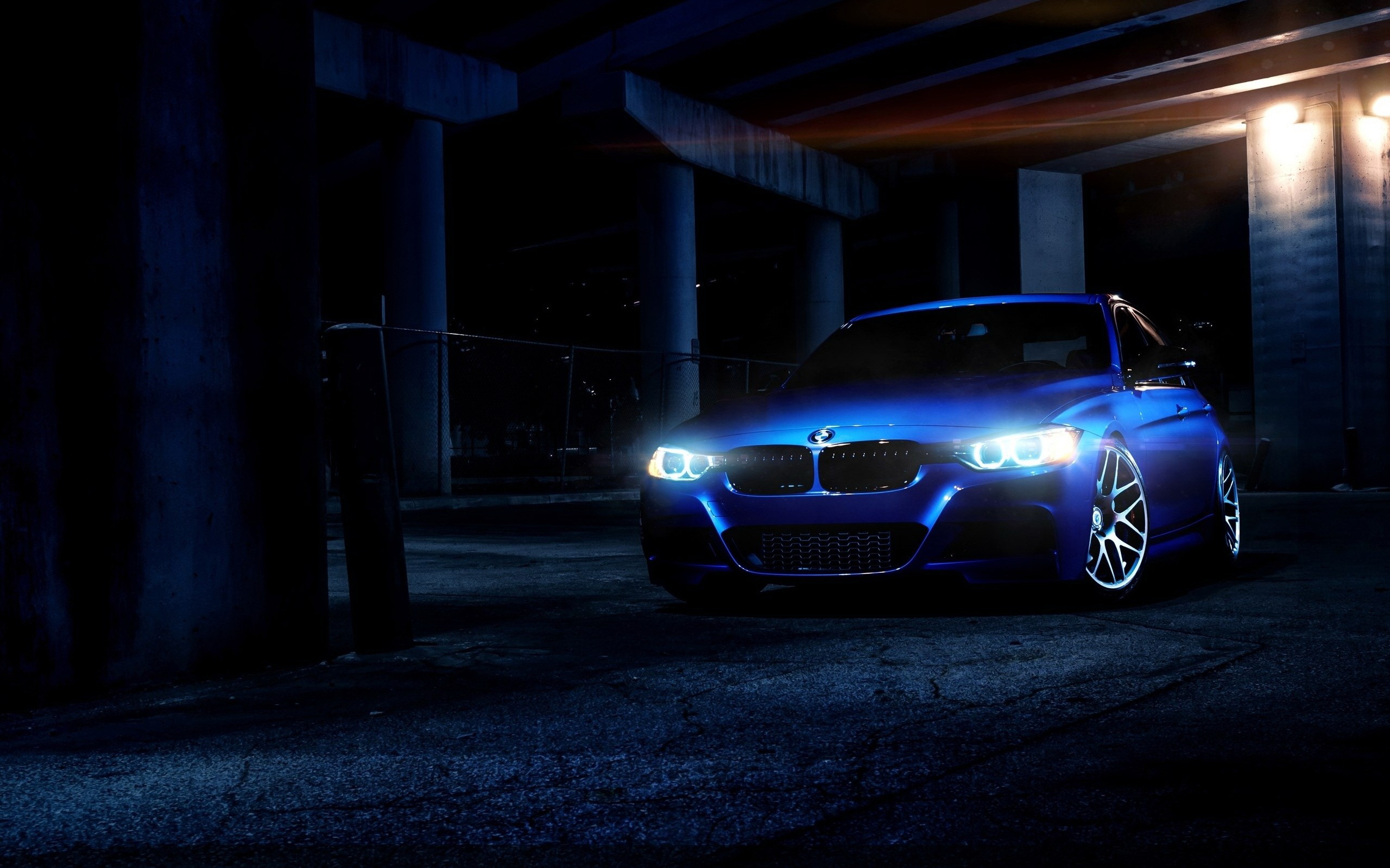 BMW синяя скачать