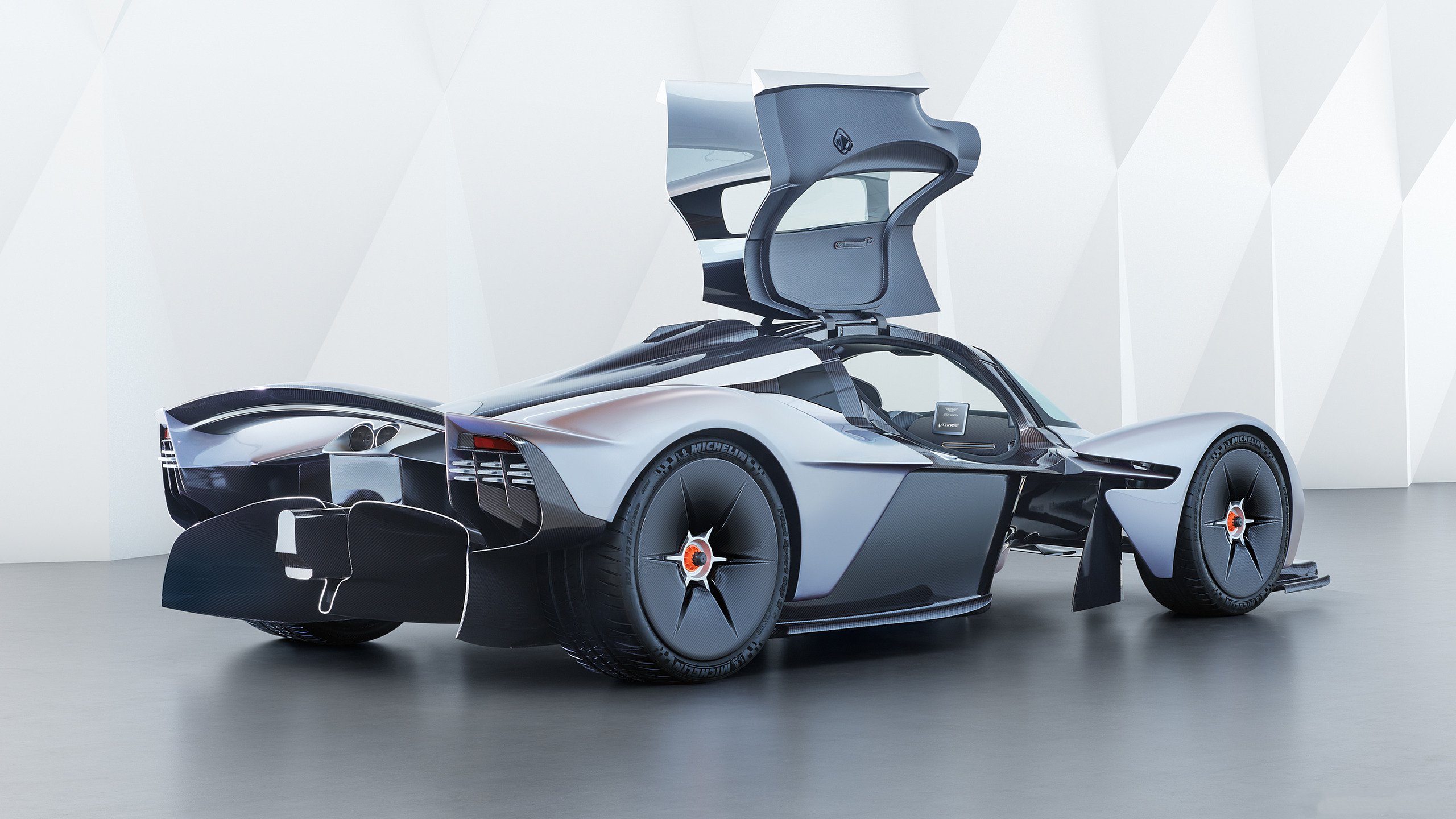 aston, martin, valkyrie
