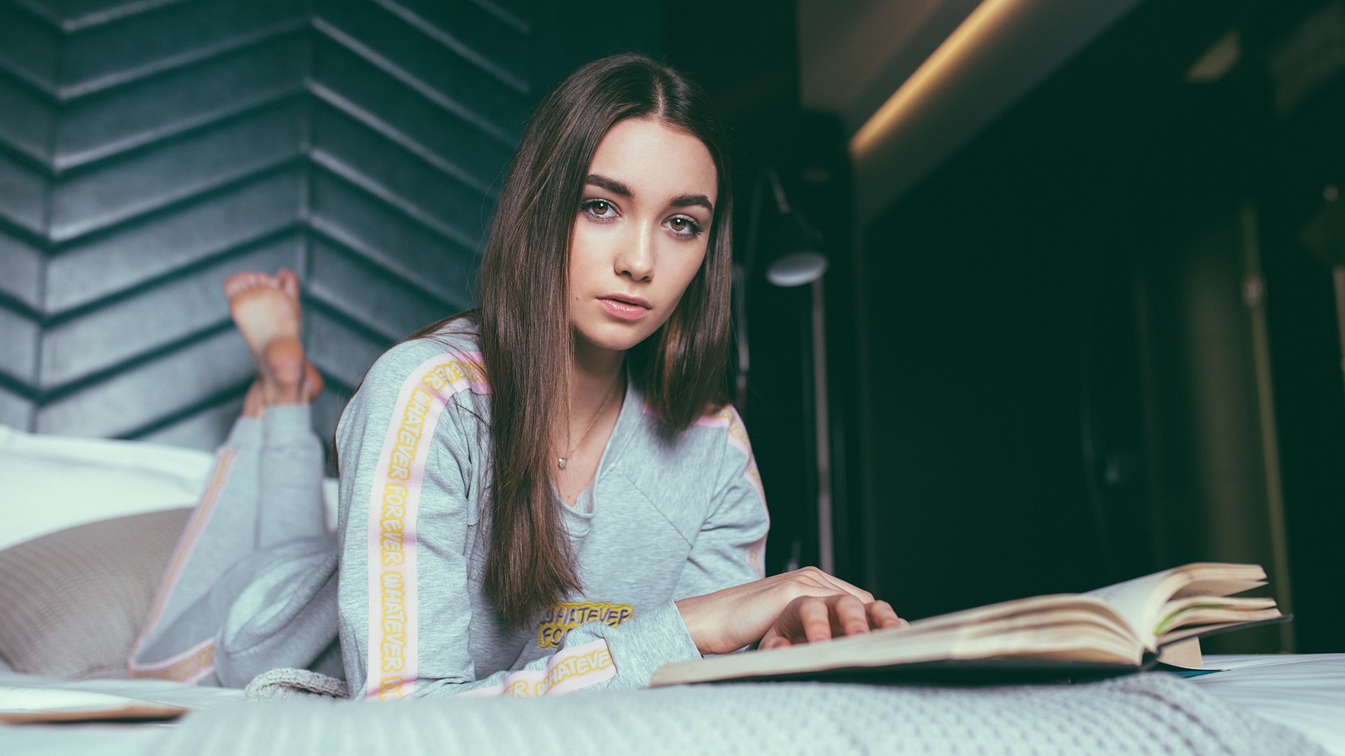 девушка, книга, женщина