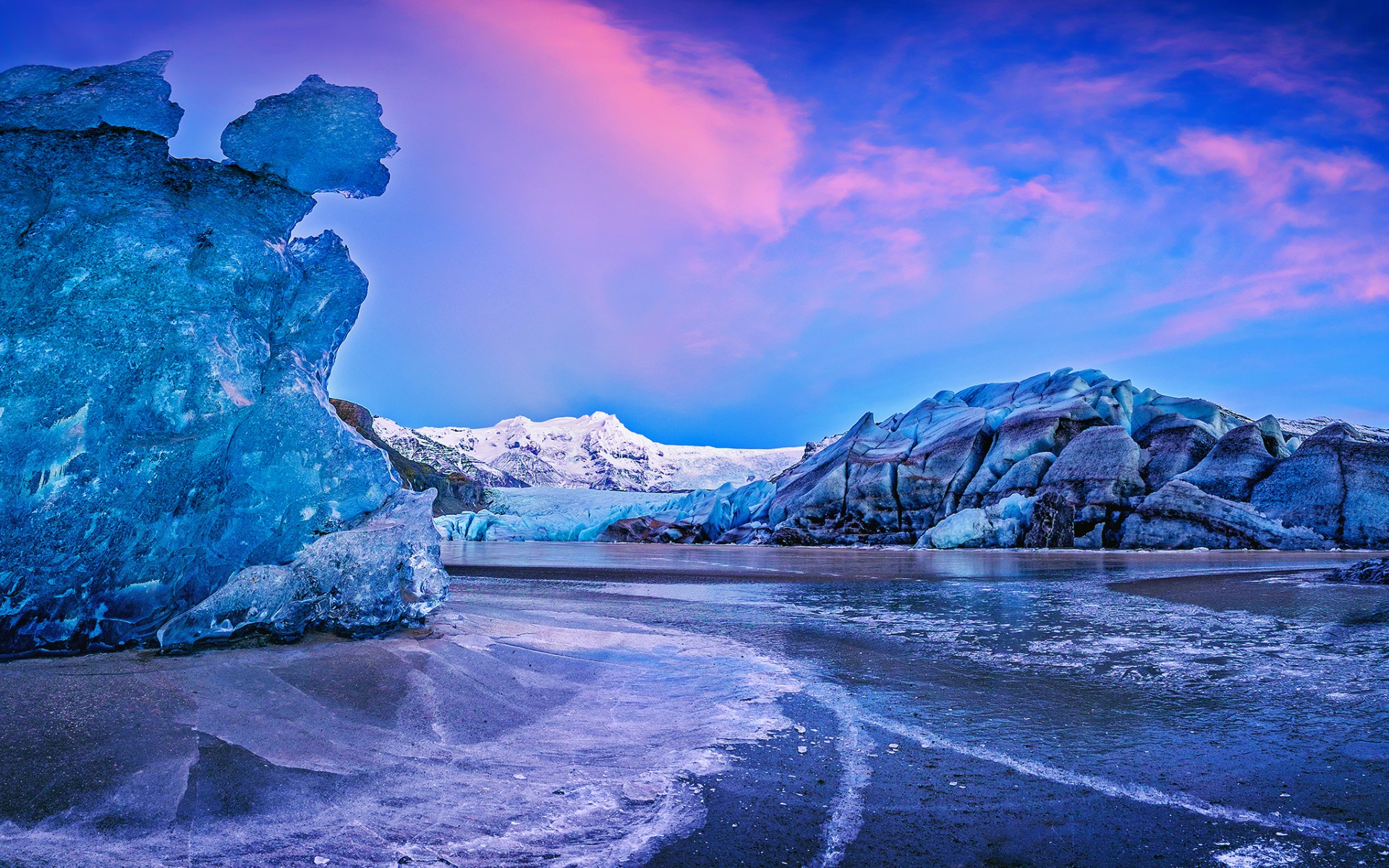 Icebergs, Glacier Bay National Park, Alaska скачать