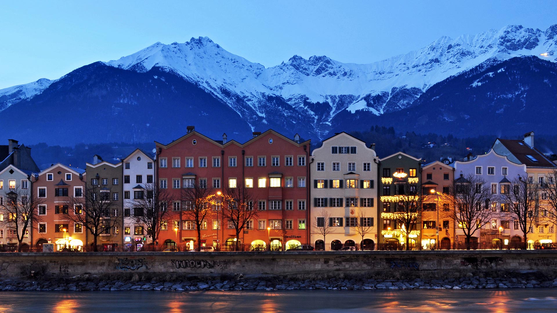 Maria Theresa Strasse, Innsbruck, Austria без смс