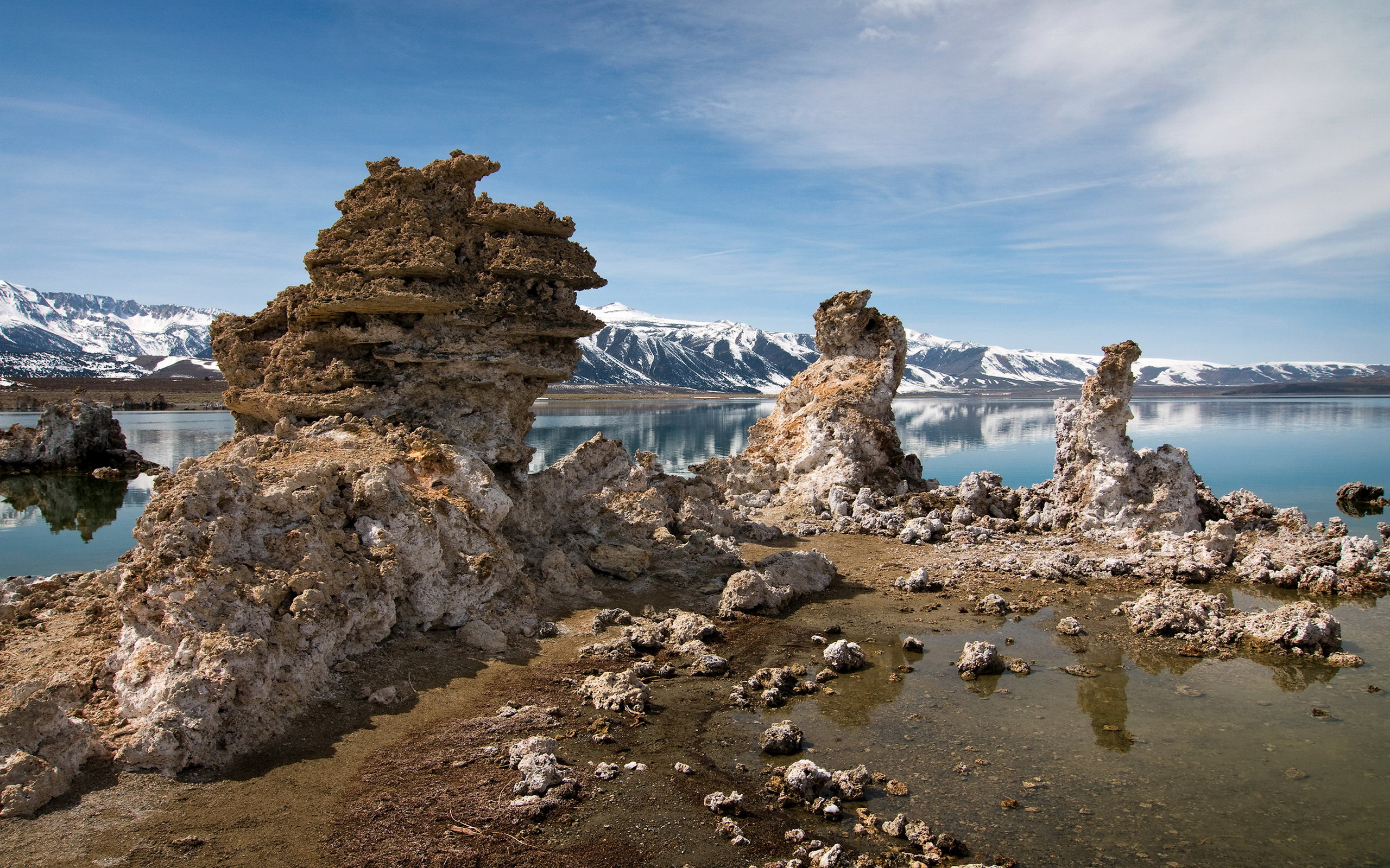 природа озеро камни скалы скачать