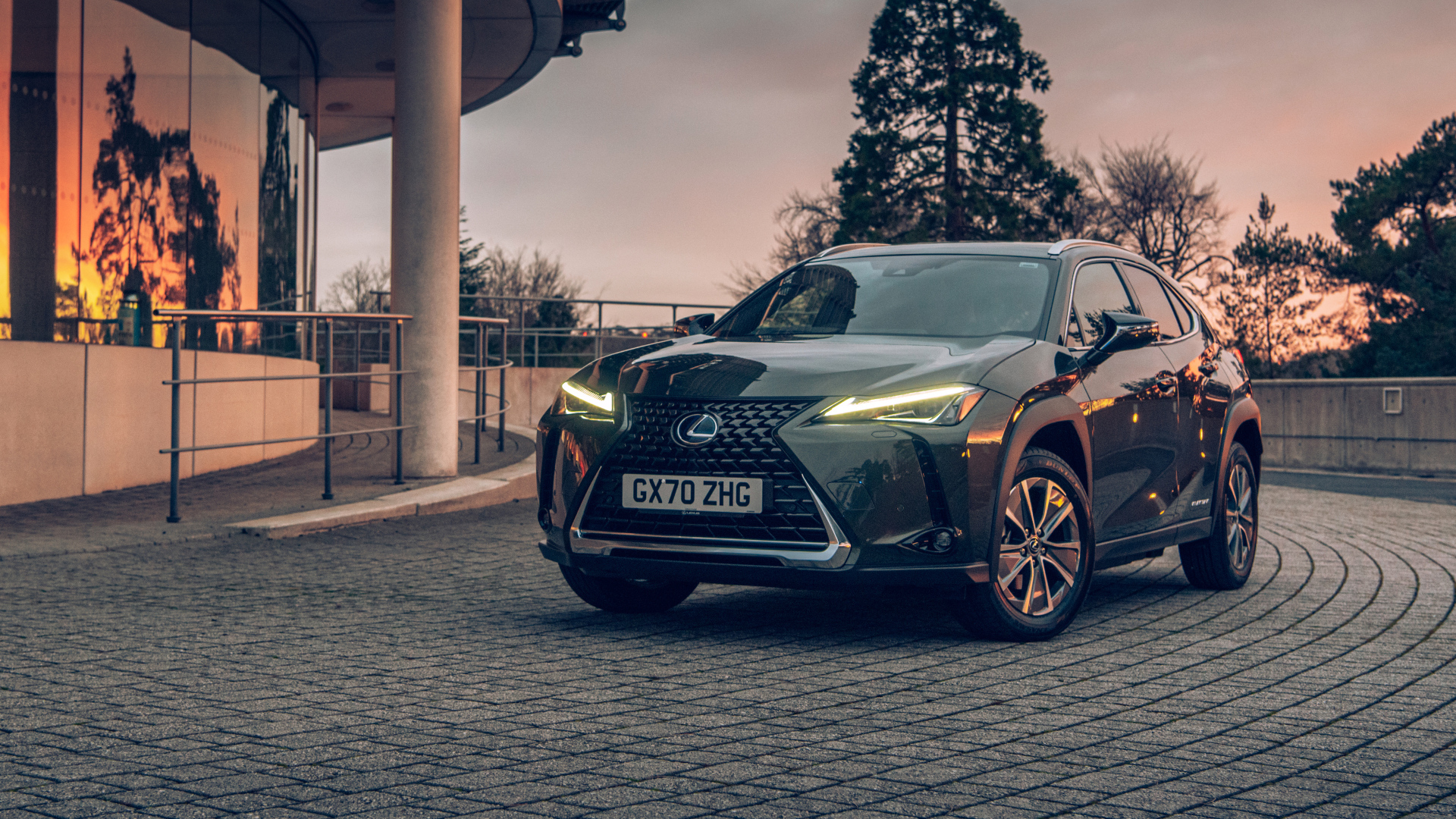 lexus
