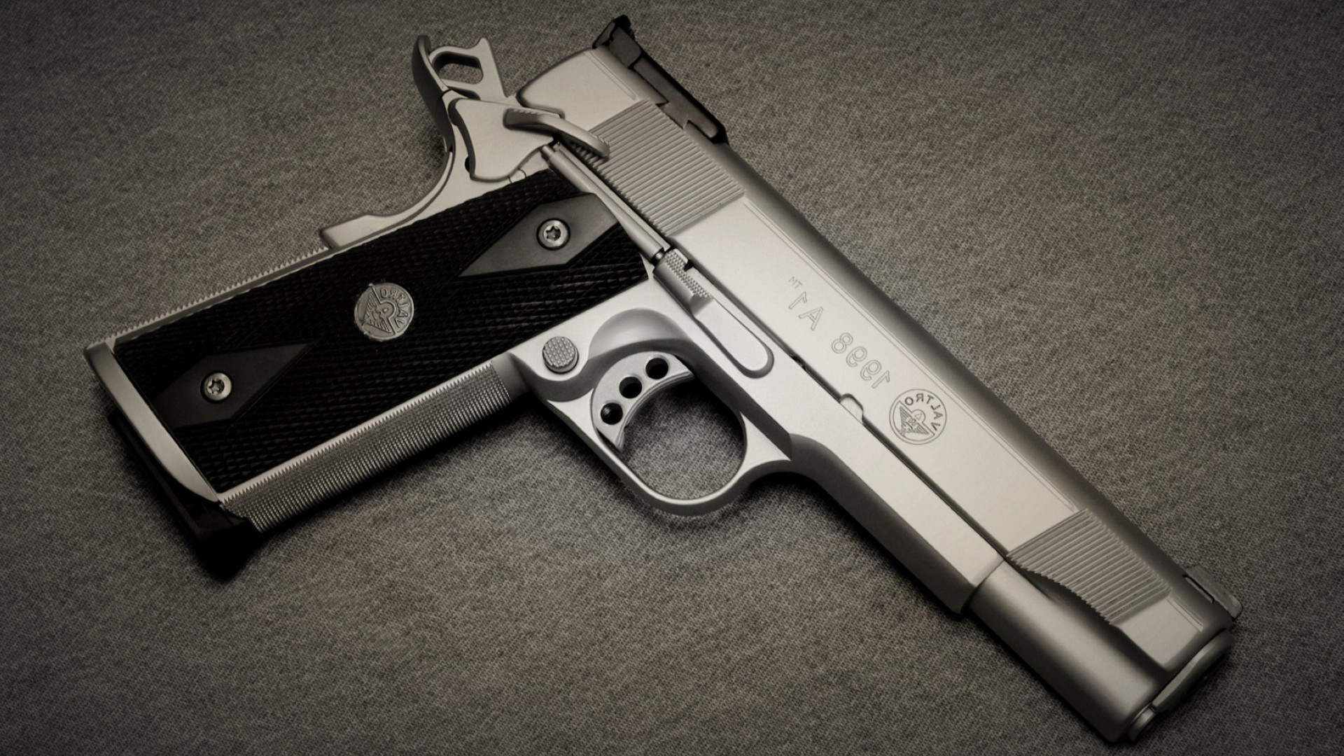 пистолет m1911